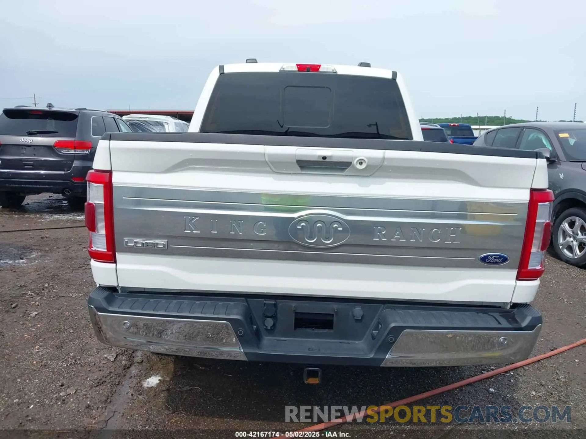 16 Photograph of a damaged car 1FTFW1E56MFC78259 FORD F-150 2021