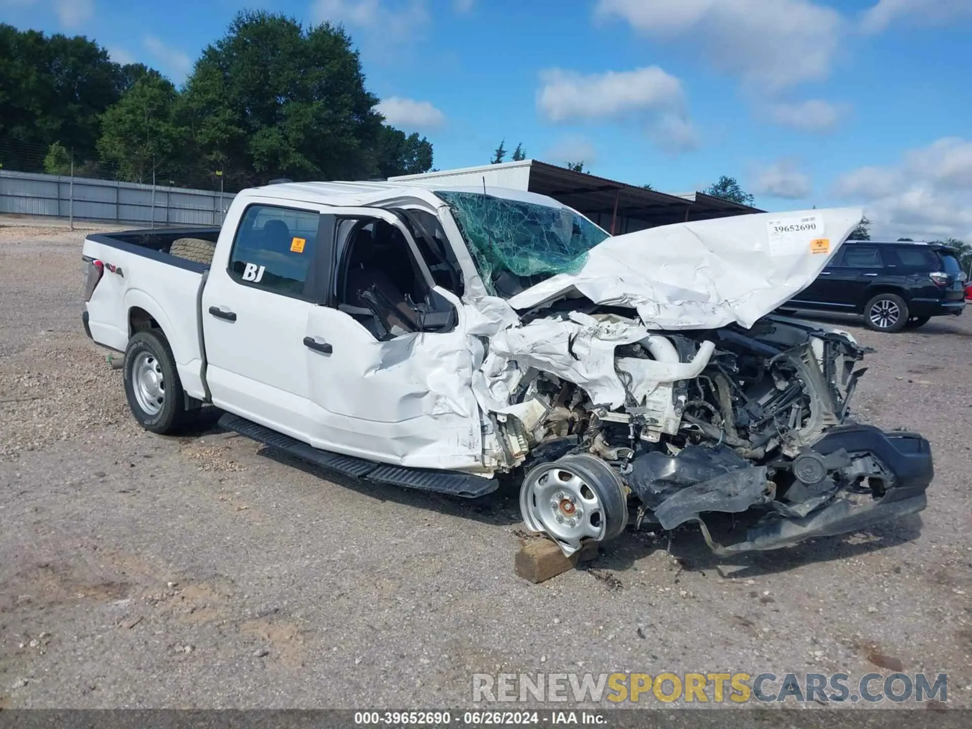1 Photograph of a damaged car 1FTFW1E56MKF00161 FORD F-150 2021