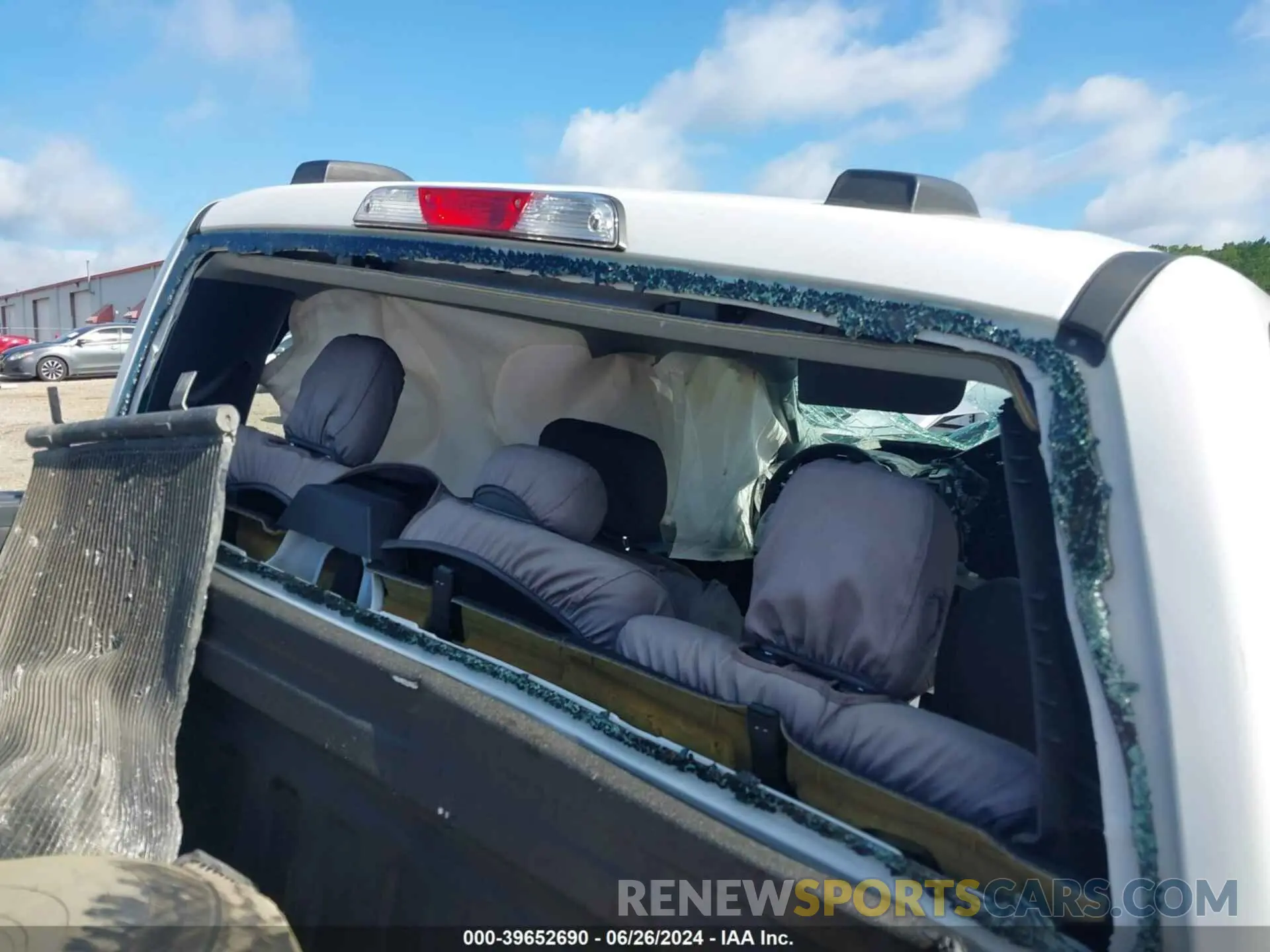 14 Photograph of a damaged car 1FTFW1E56MKF00161 FORD F-150 2021
