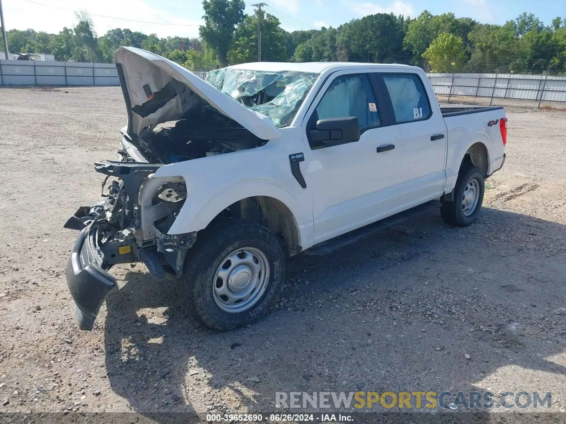 2 Photograph of a damaged car 1FTFW1E56MKF00161 FORD F-150 2021