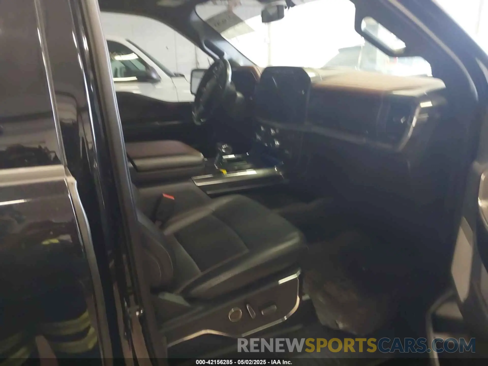 5 Photograph of a damaged car 1FTFW1E57MFB56915 FORD F-150 2021