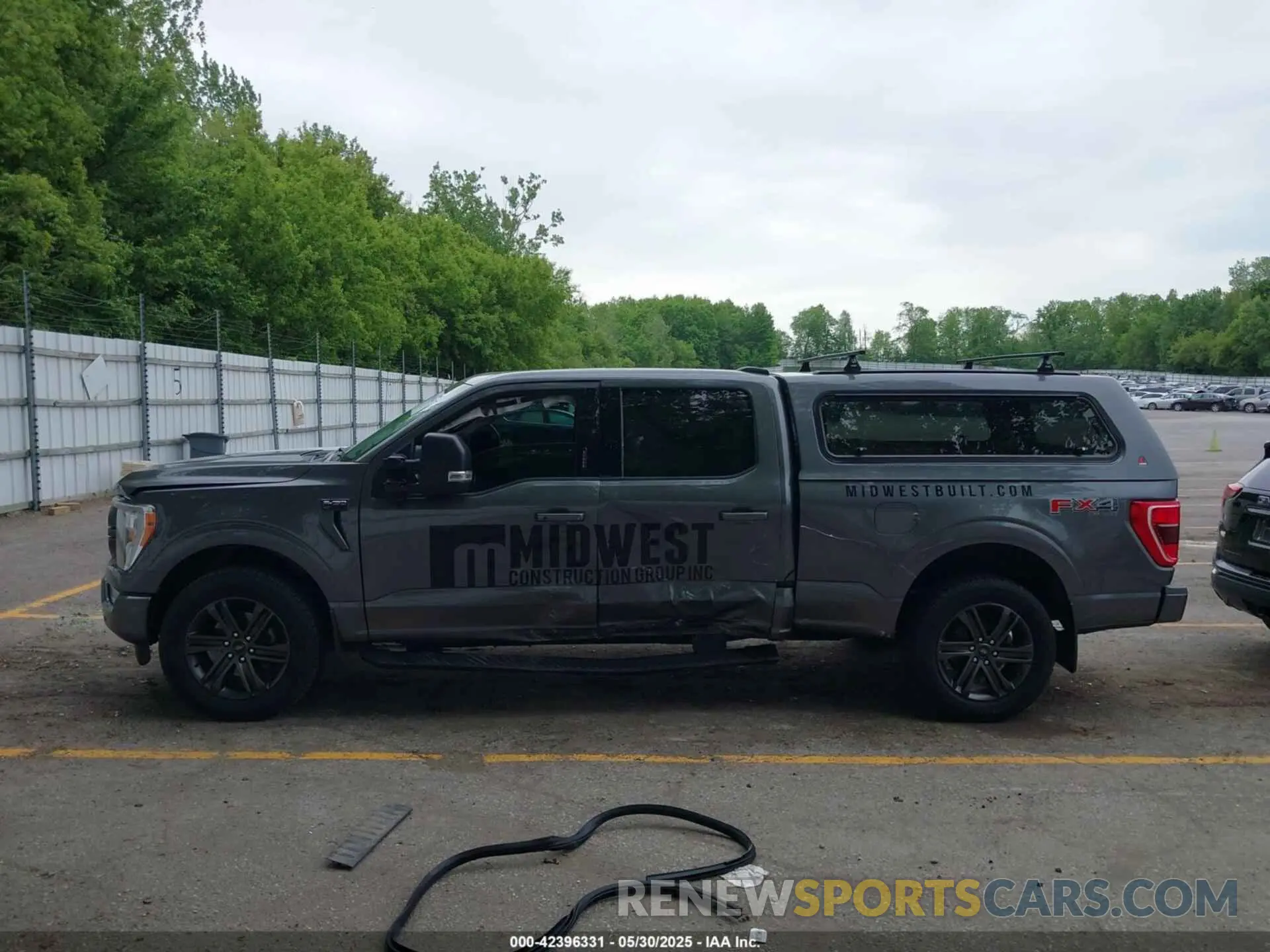 14 Photograph of a damaged car 1FTFW1E58MFA37383 FORD F-150 2021