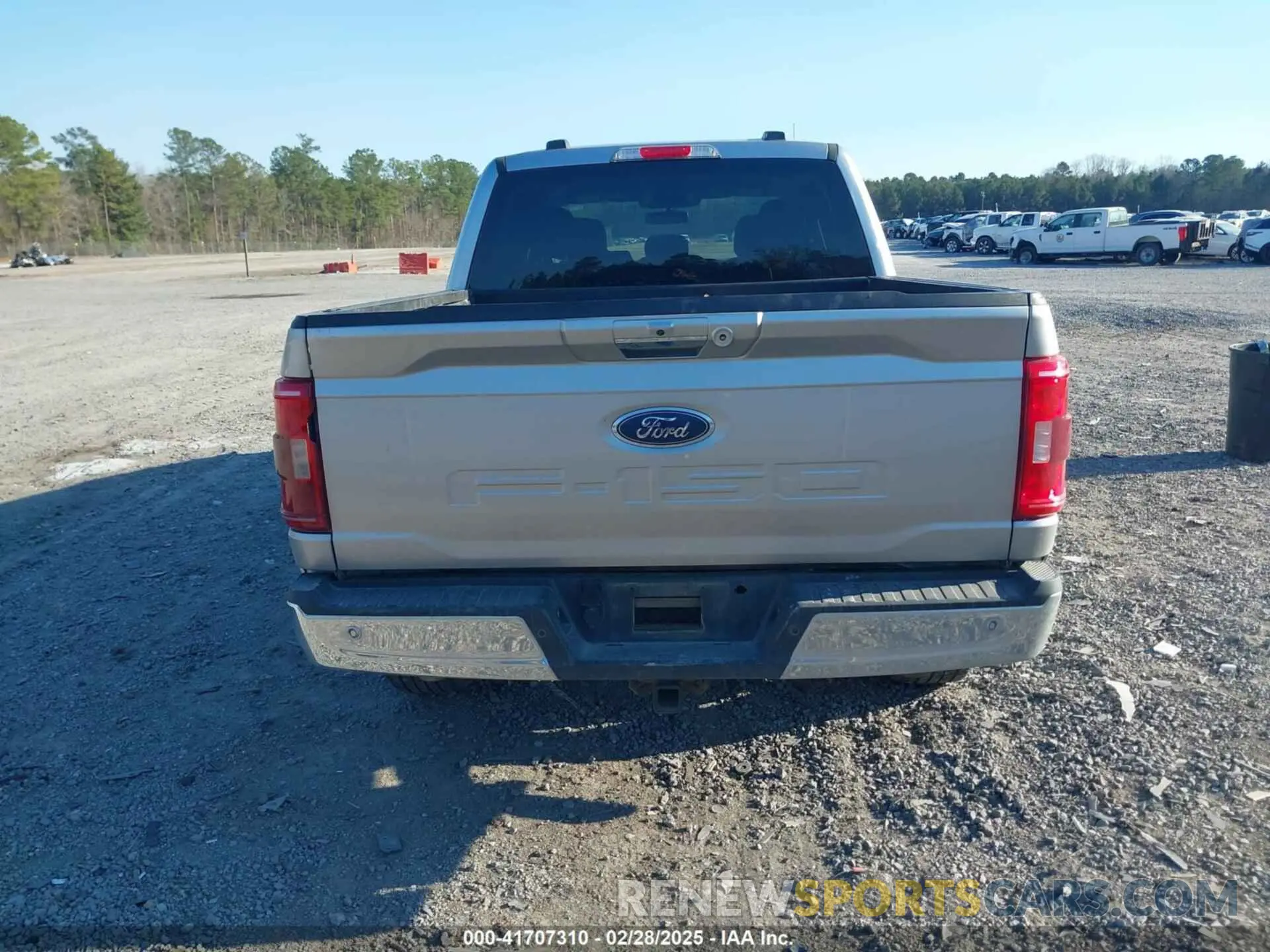 16 Photograph of a damaged car 1FTFW1E58MFA73753 FORD F-150 2021