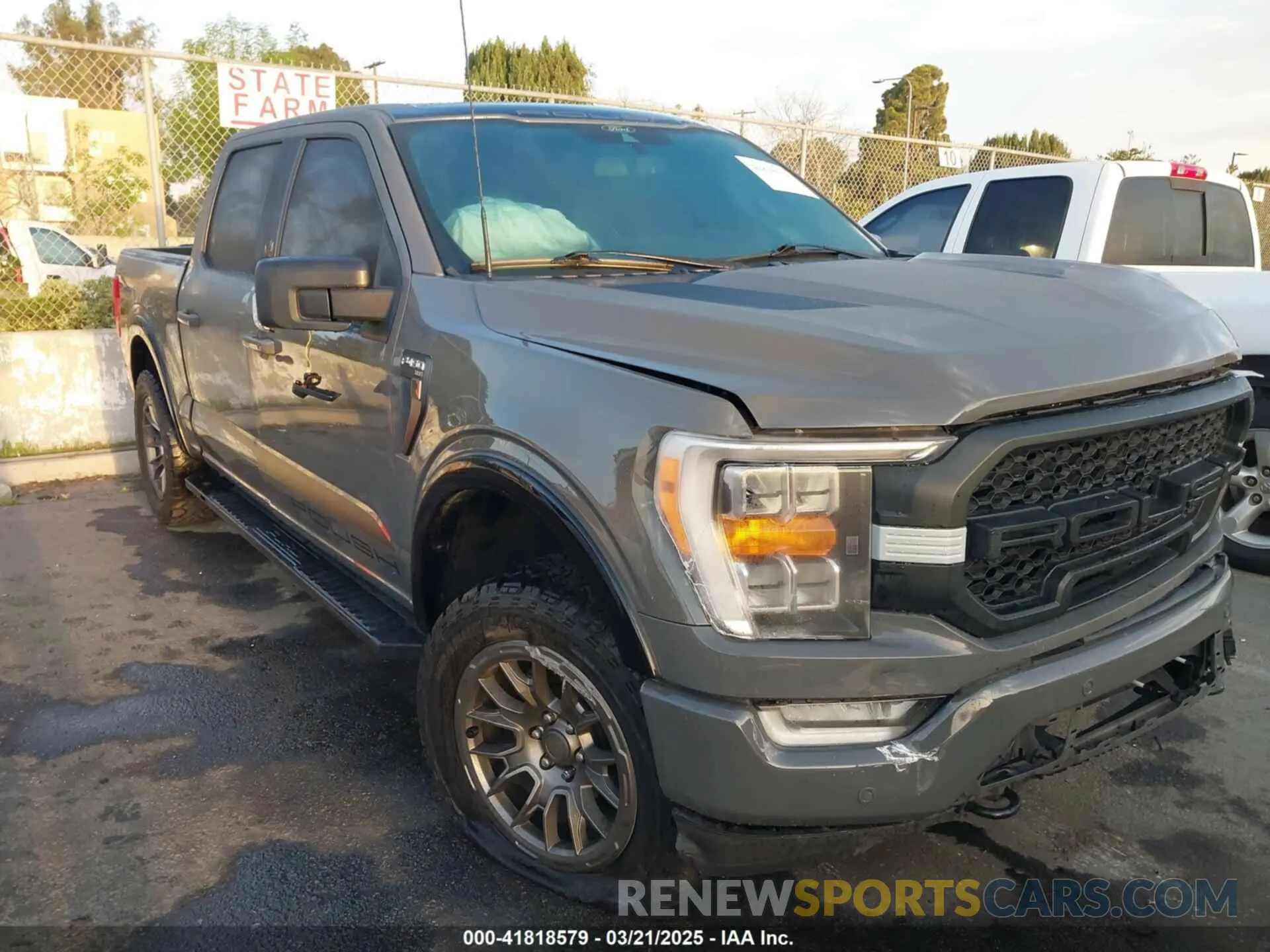 13 Photograph of a damaged car 1FTFW1E58MFB65221 FORD F-150 2021