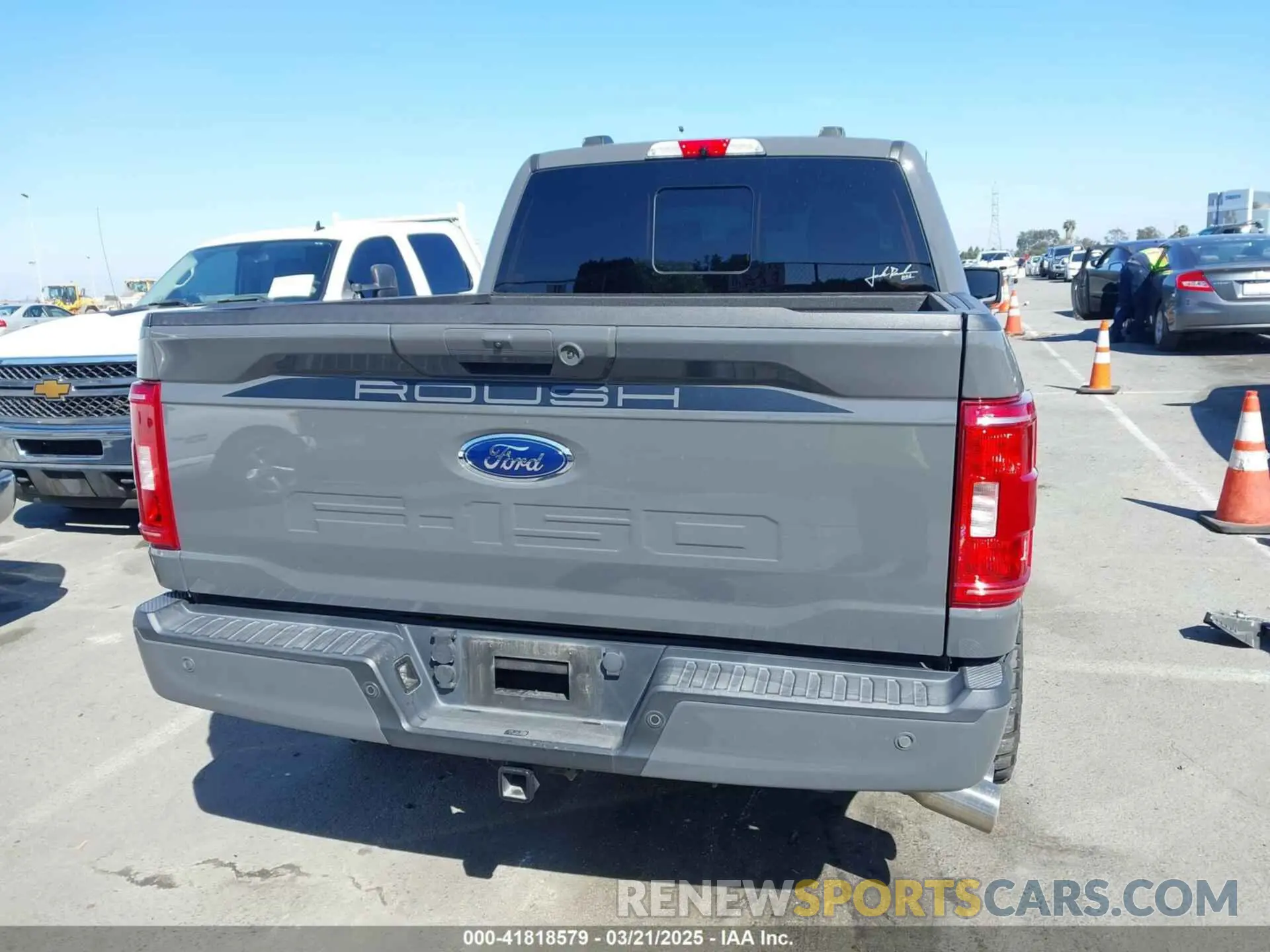 16 Photograph of a damaged car 1FTFW1E58MFB65221 FORD F-150 2021