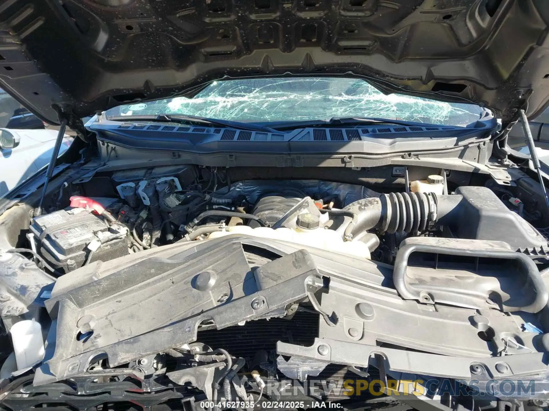 10 Photograph of a damaged car 1FTFW1E58MKD96370 FORD F-150 2021