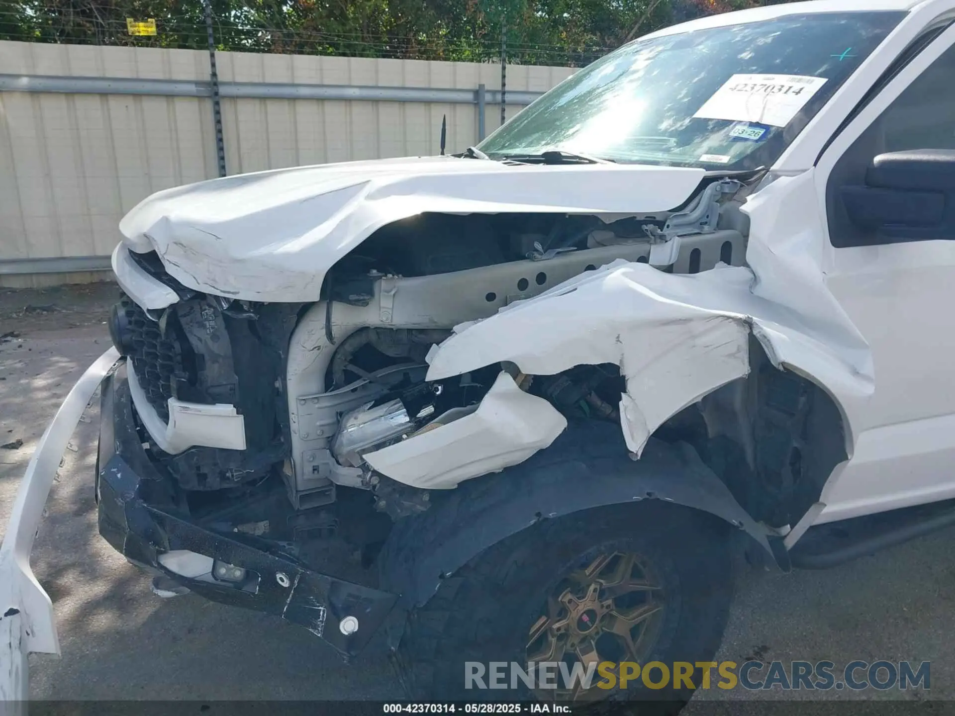 6 Photograph of a damaged car 1FTFW1E59MFA77598 FORD F-150 2021