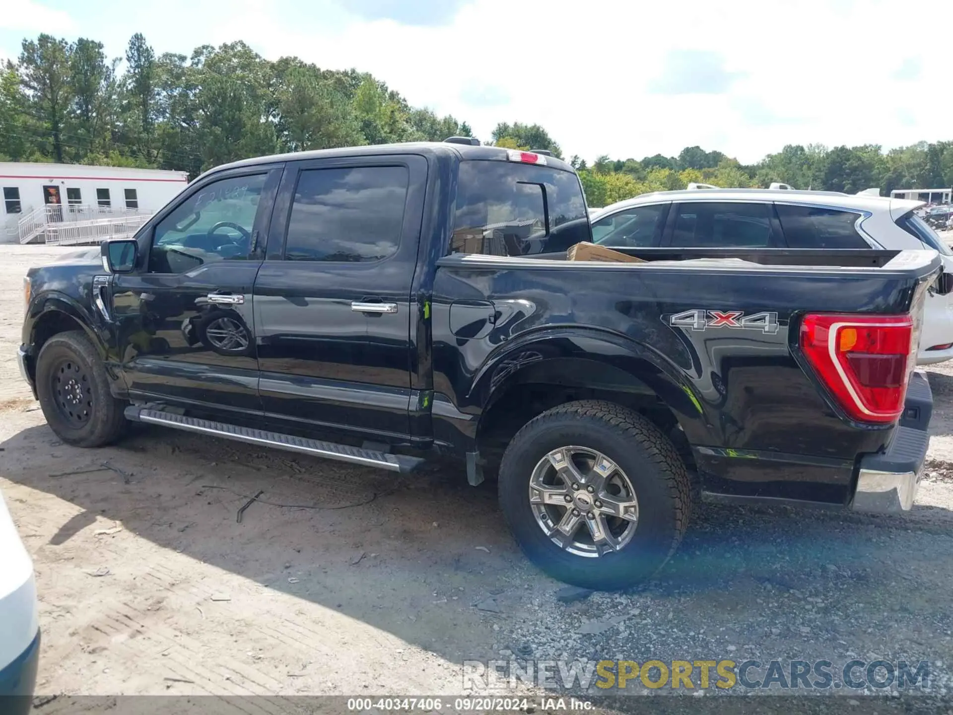 14 Photograph of a damaged car 1FTFW1E5XMKE21429 FORD F-150 2021