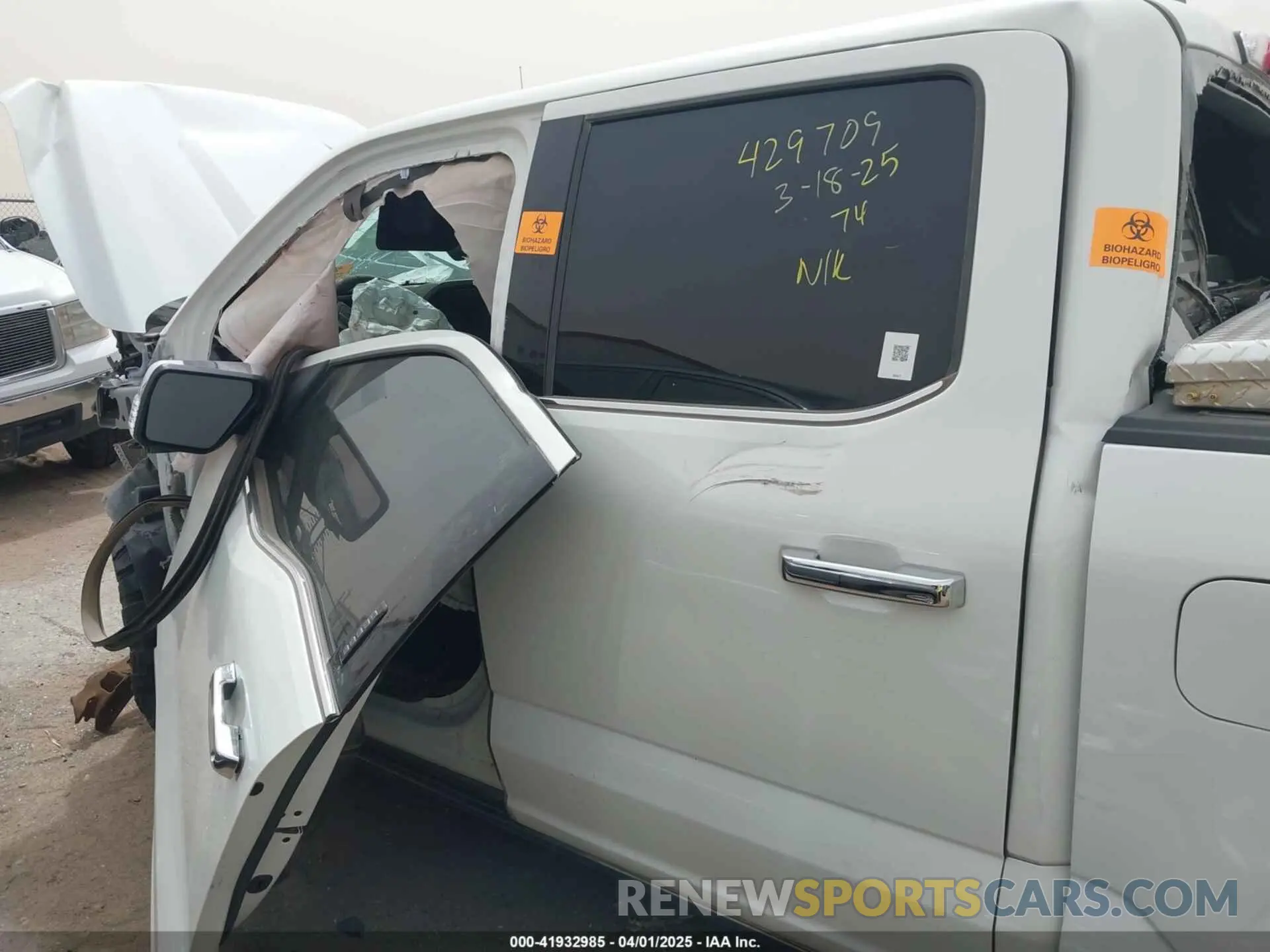 14 Photograph of a damaged car 1FTFW1E80MFB09204 FORD F-150 2021