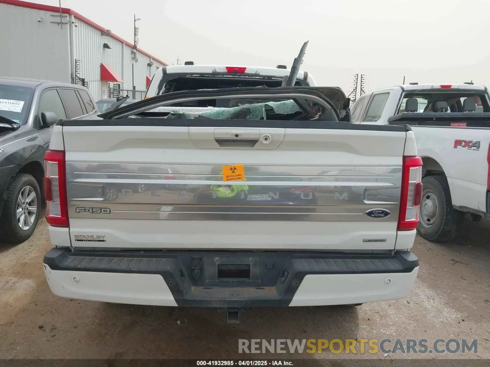 16 Photograph of a damaged car 1FTFW1E80MFB09204 FORD F-150 2021