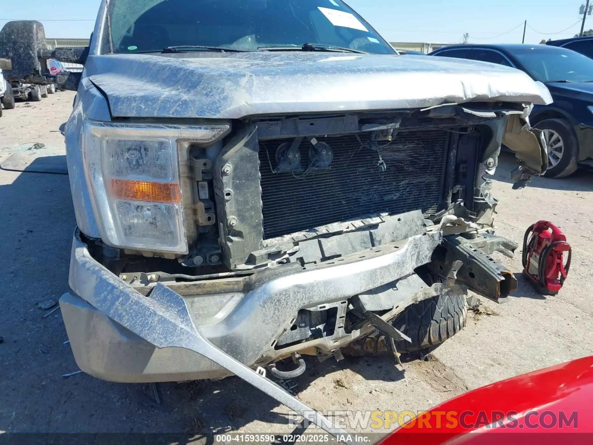 18 Photograph of a damaged car 1FTFW1E80MFC41315 FORD F-150 2021