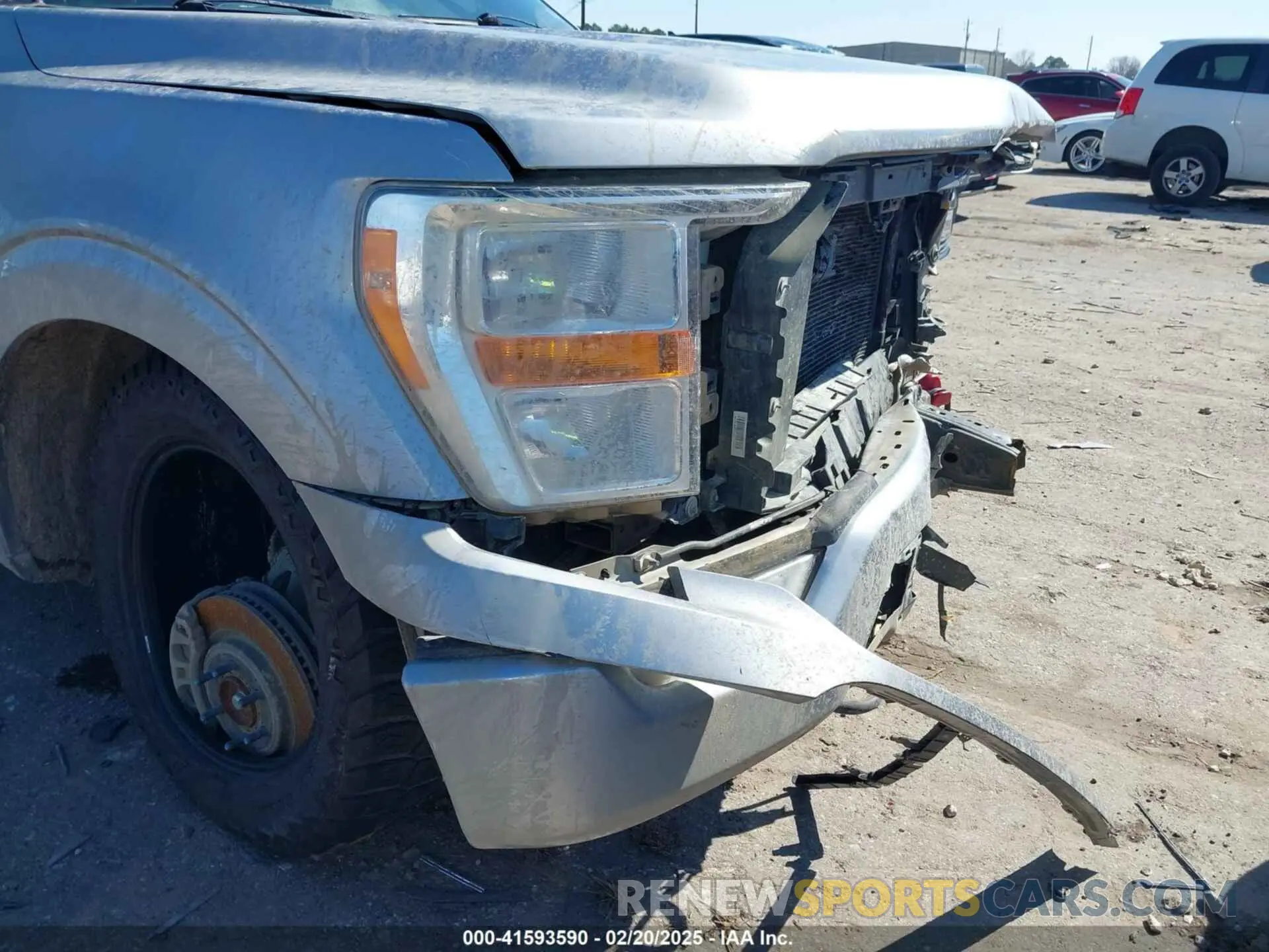 19 Photograph of a damaged car 1FTFW1E80MFC41315 FORD F-150 2021