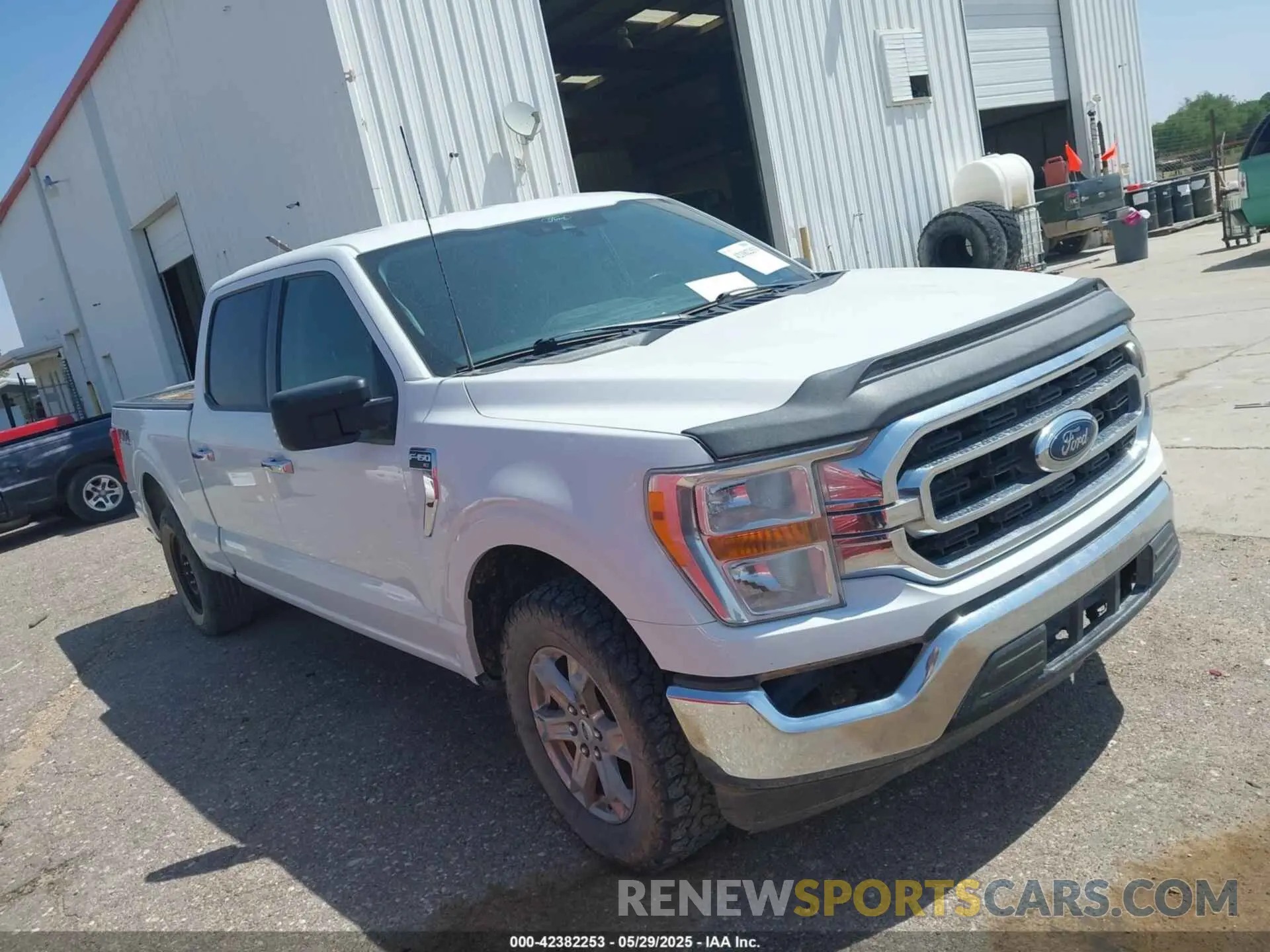 13 Photograph of a damaged car 1FTFW1E80MFC64710 FORD F-150 2021