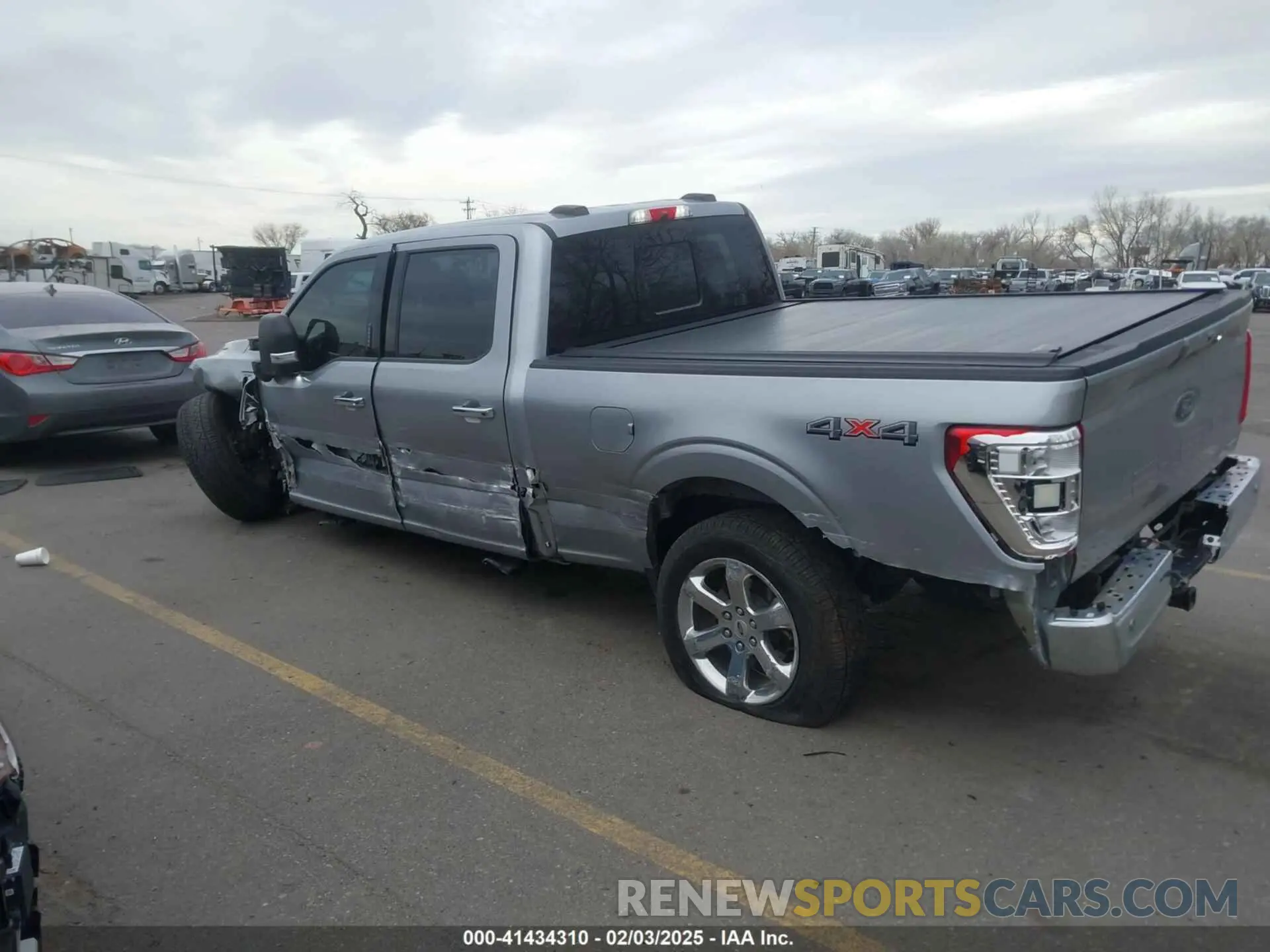 3 Photograph of a damaged car 1FTFW1E80MFC88733 FORD F-150 2021