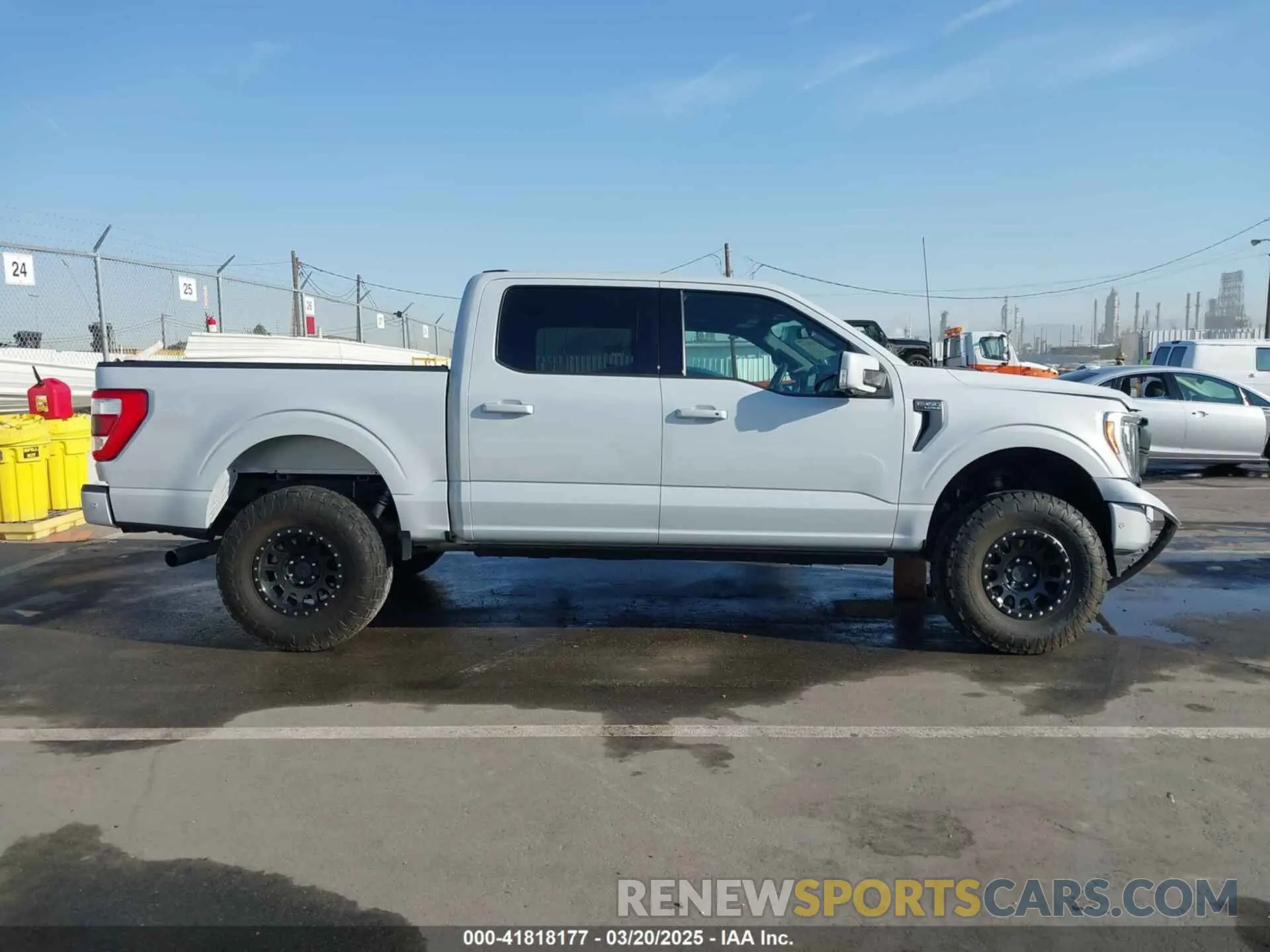 13 Photograph of a damaged car 1FTFW1E80MKE99289 FORD F-150 2021