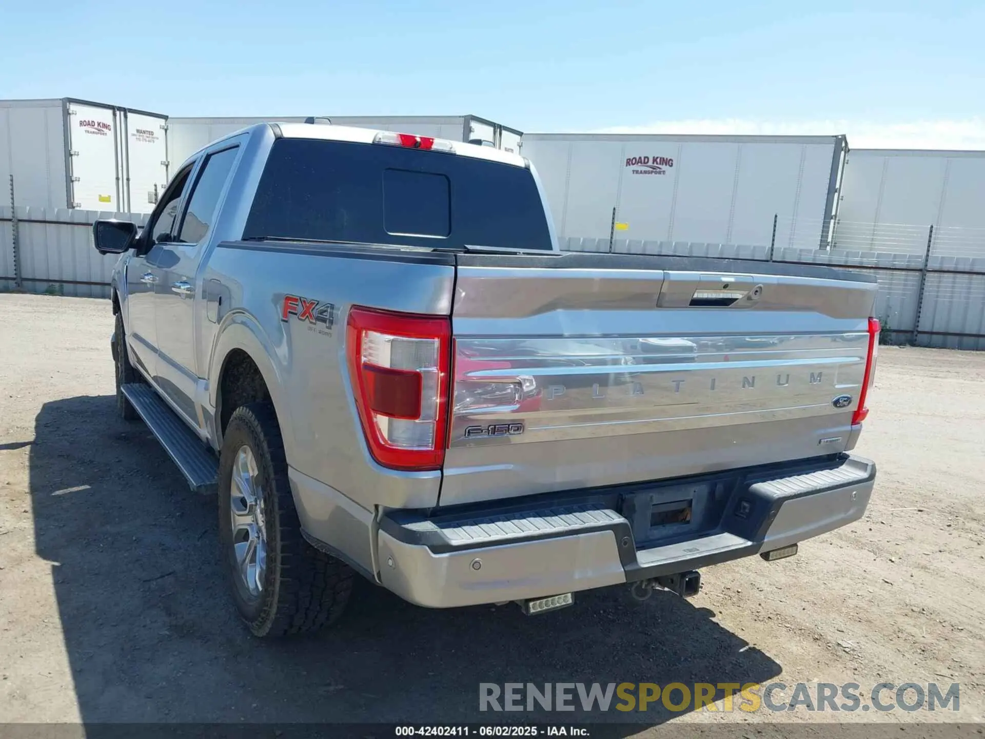 3 Photograph of a damaged car 1FTFW1E81MFA28258 FORD F-150 2021