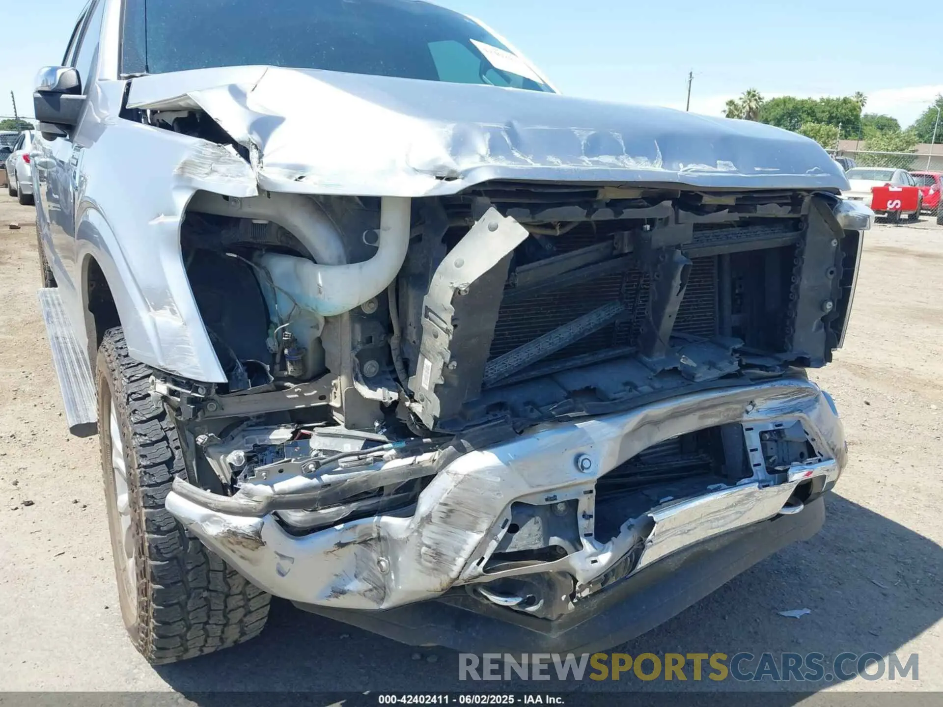 6 Photograph of a damaged car 1FTFW1E81MFA28258 FORD F-150 2021