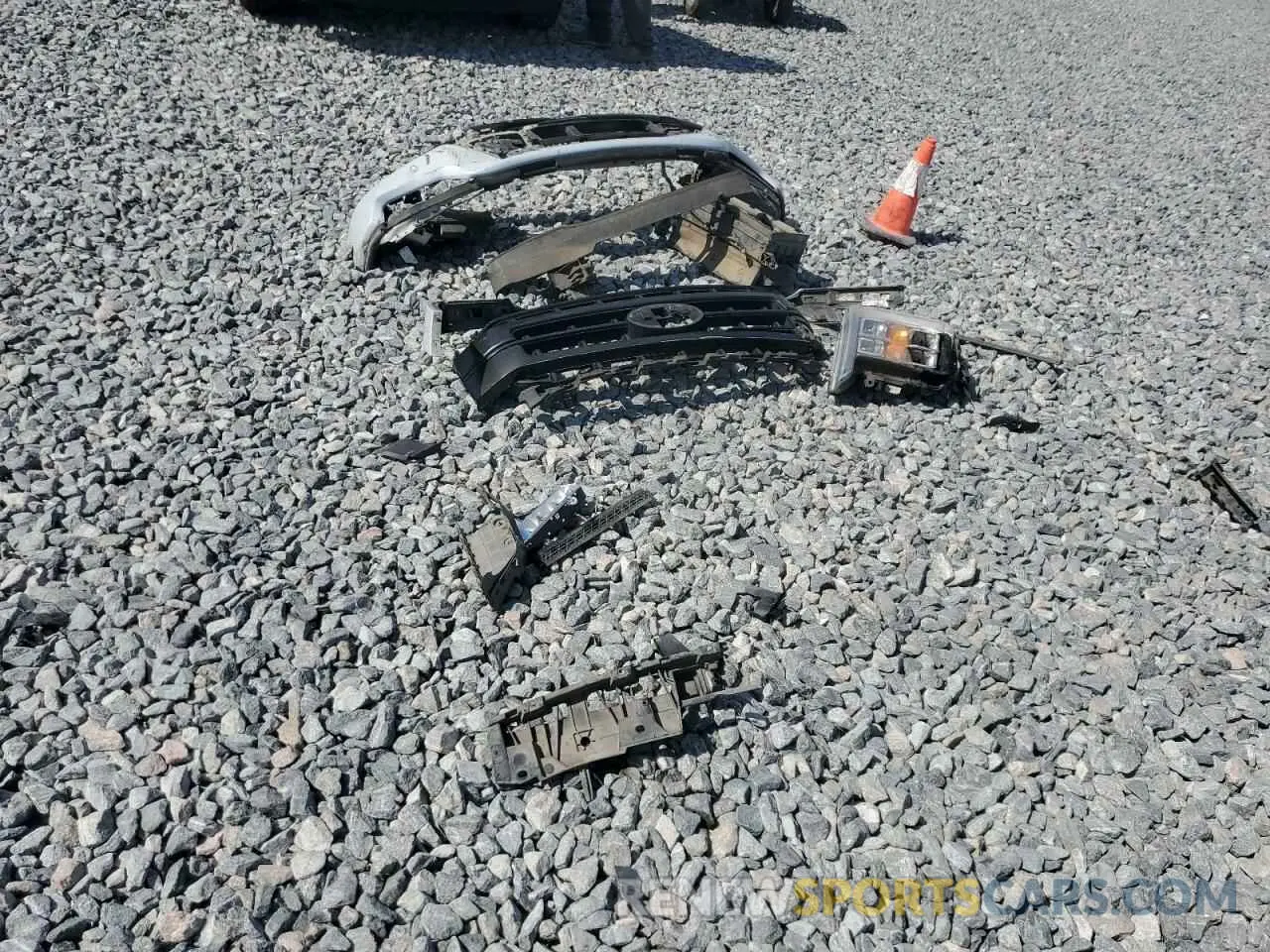 12 Photograph of a damaged car 1FTFW1E81MKD72423 FORD F-150 2021
