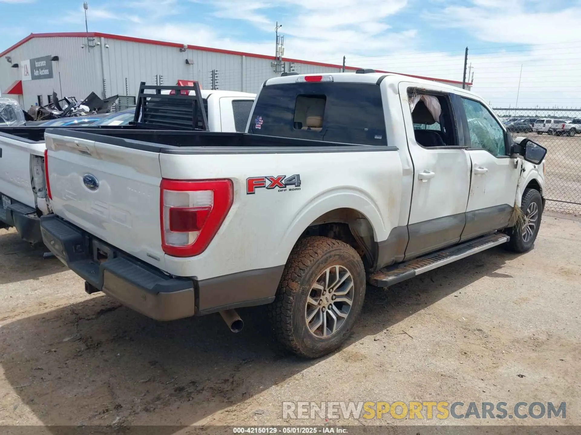 4 Photograph of a damaged car 1FTFW1E82MFA28107 FORD F-150 2021