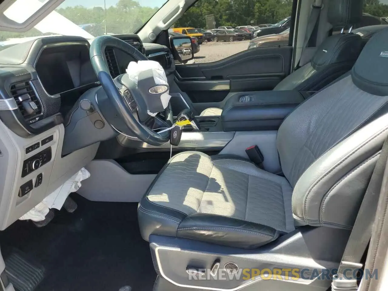 7 Photograph of a damaged car 1FTFW1E82MFB70814 FORD F-150 2021