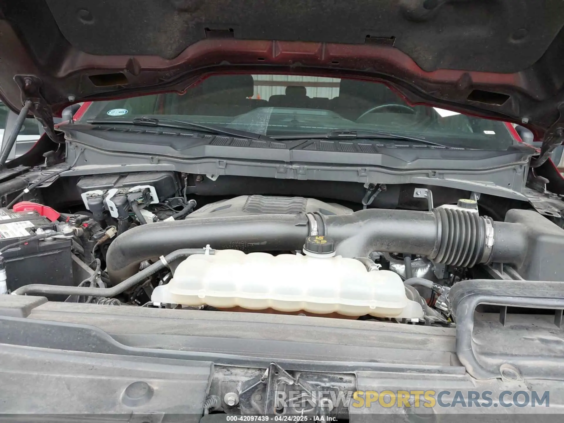 10 Photograph of a damaged car 1FTFW1E82MKD15969 FORD F-150 2021