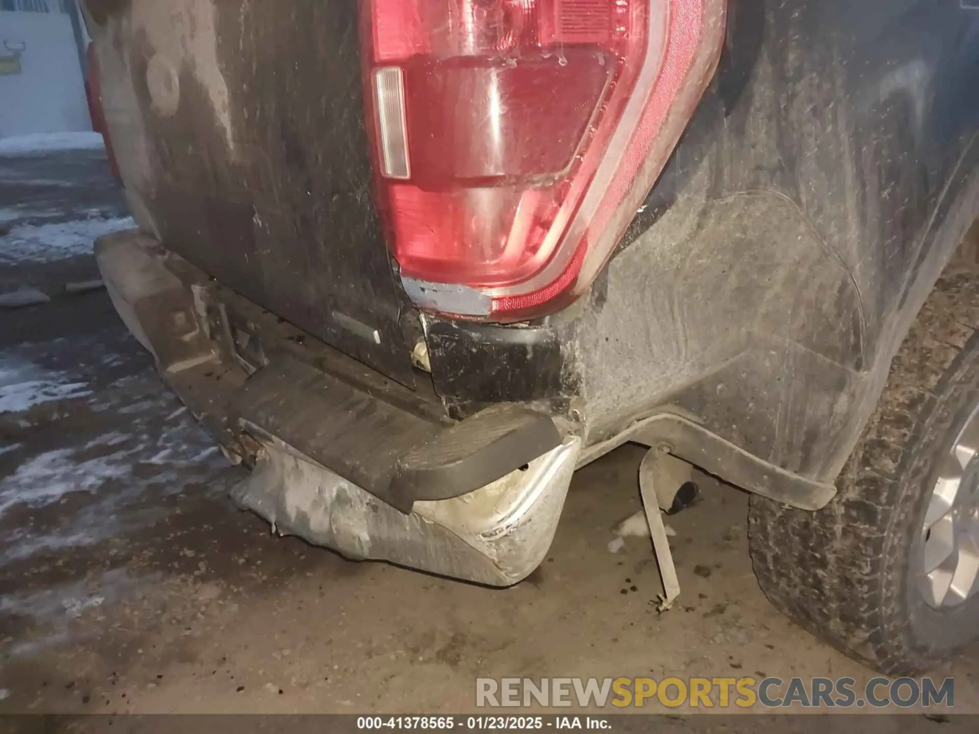 6 Photograph of a damaged car 1FTFW1E82MKE69632 FORD F-150 2021