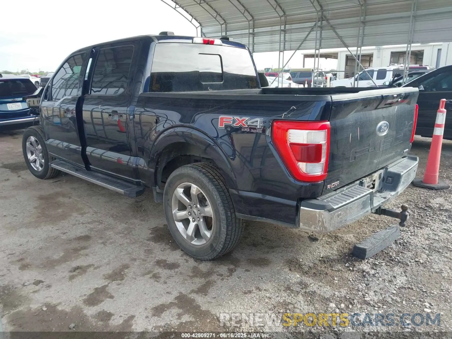 3 Photograph of a damaged car 1FTFW1E83MFA25166 FORD F-150 2021