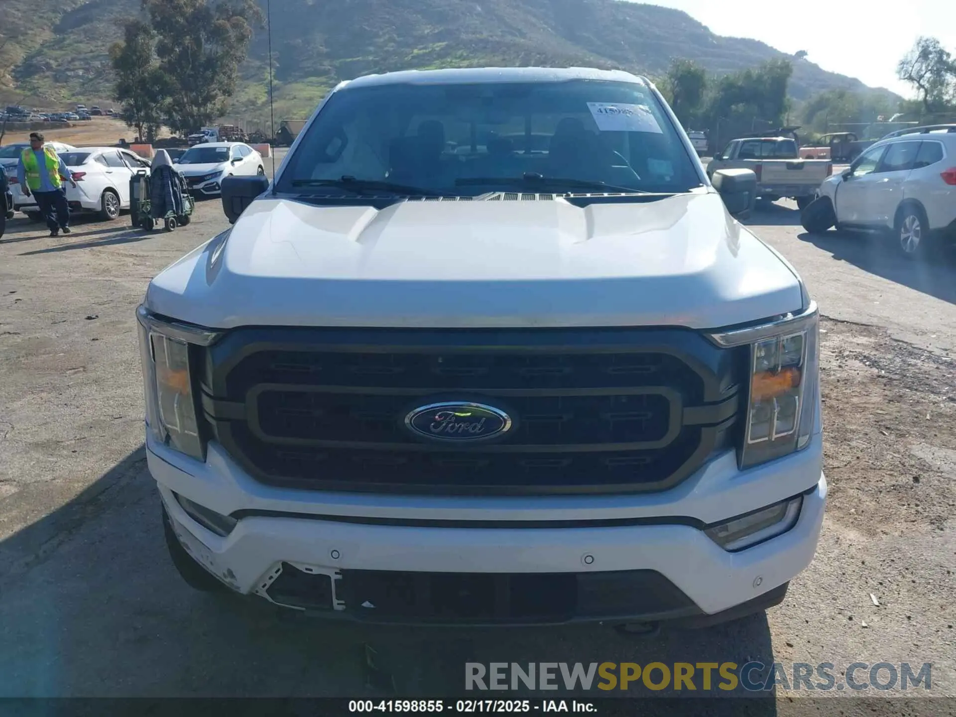 12 Photograph of a damaged car 1FTFW1E83MFA53064 FORD F-150 2021