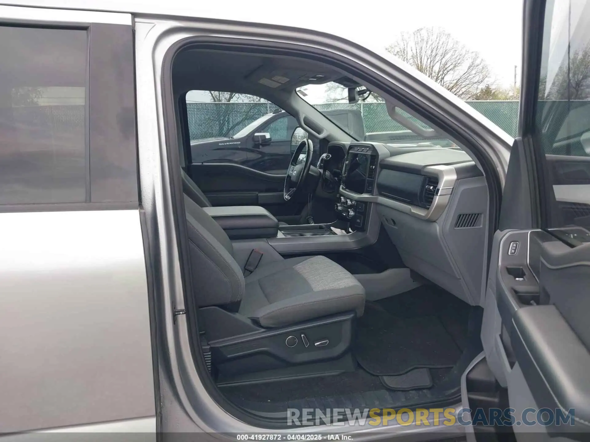 5 Photograph of a damaged car 1FTFW1E83MFB96550 FORD F-150 2021