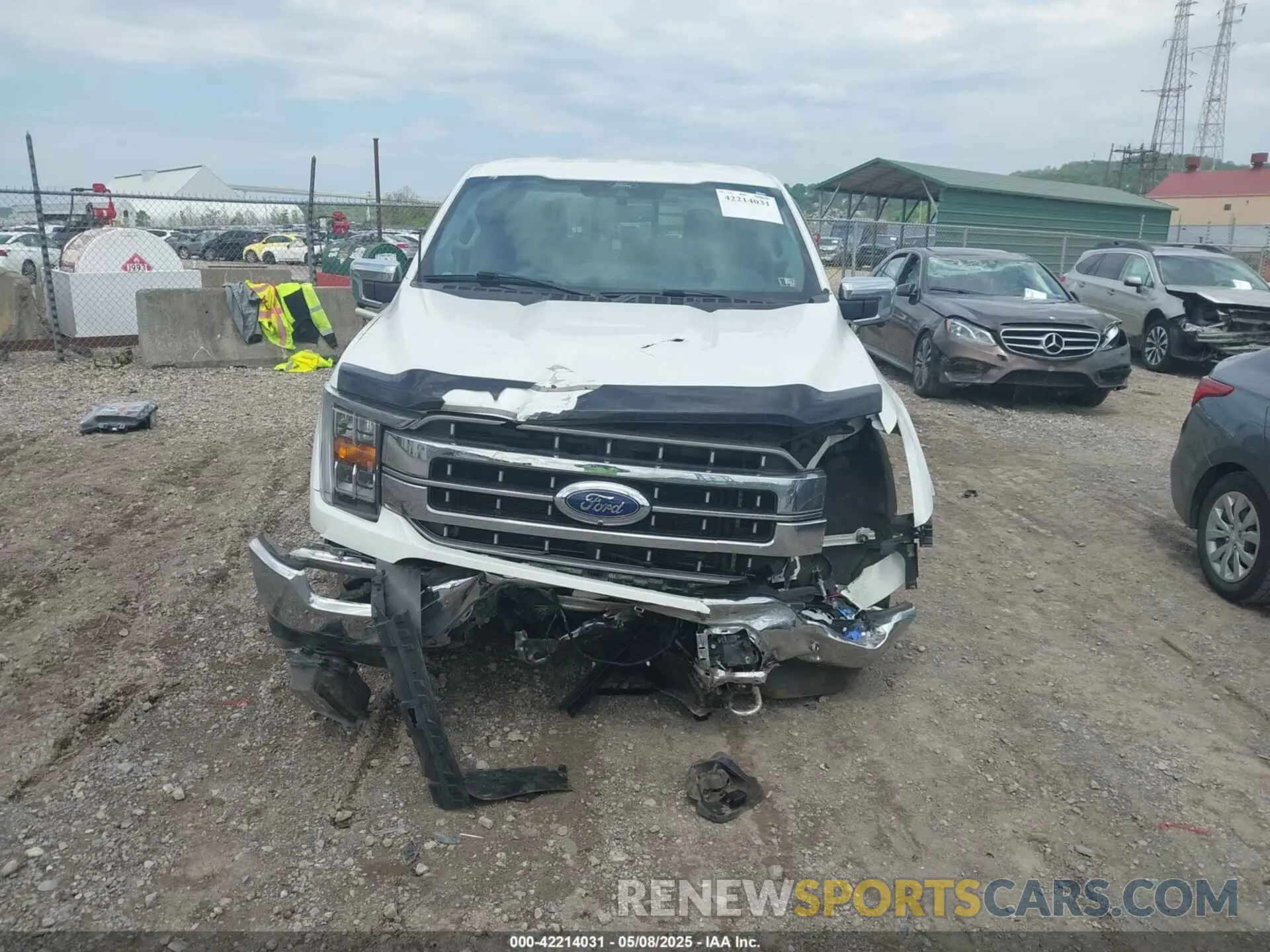 13 Photograph of a damaged car 1FTFW1E83MFC86409 FORD F-150 2021