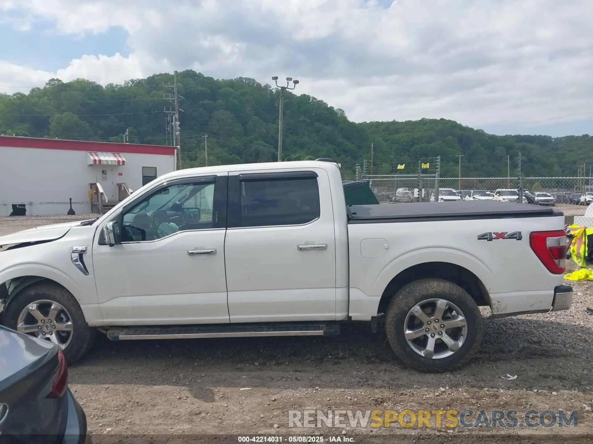 15 Photograph of a damaged car 1FTFW1E83MFC86409 FORD F-150 2021