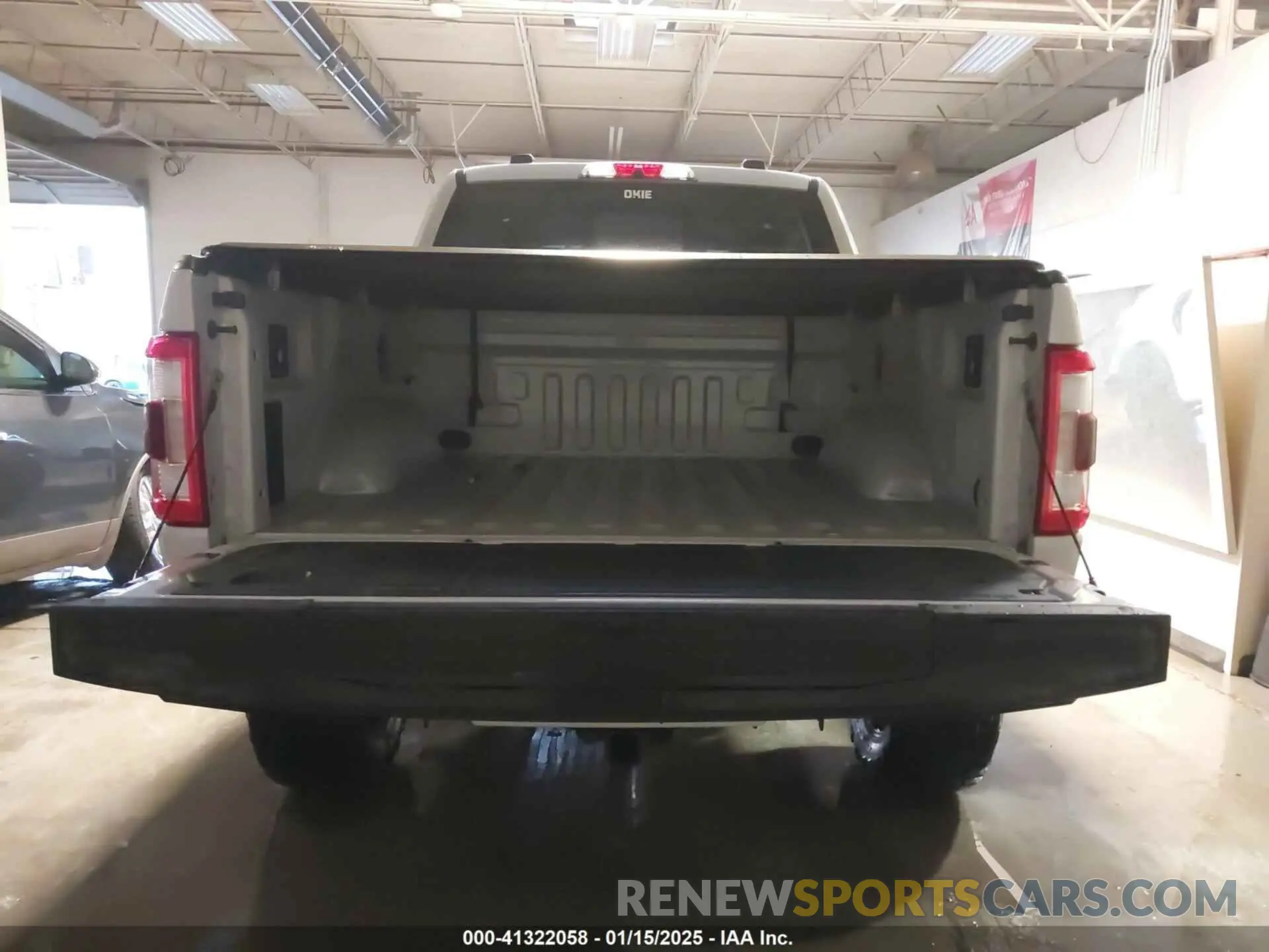 16 Photograph of a damaged car 1FTFW1E83MKE64200 FORD F-150 2021
