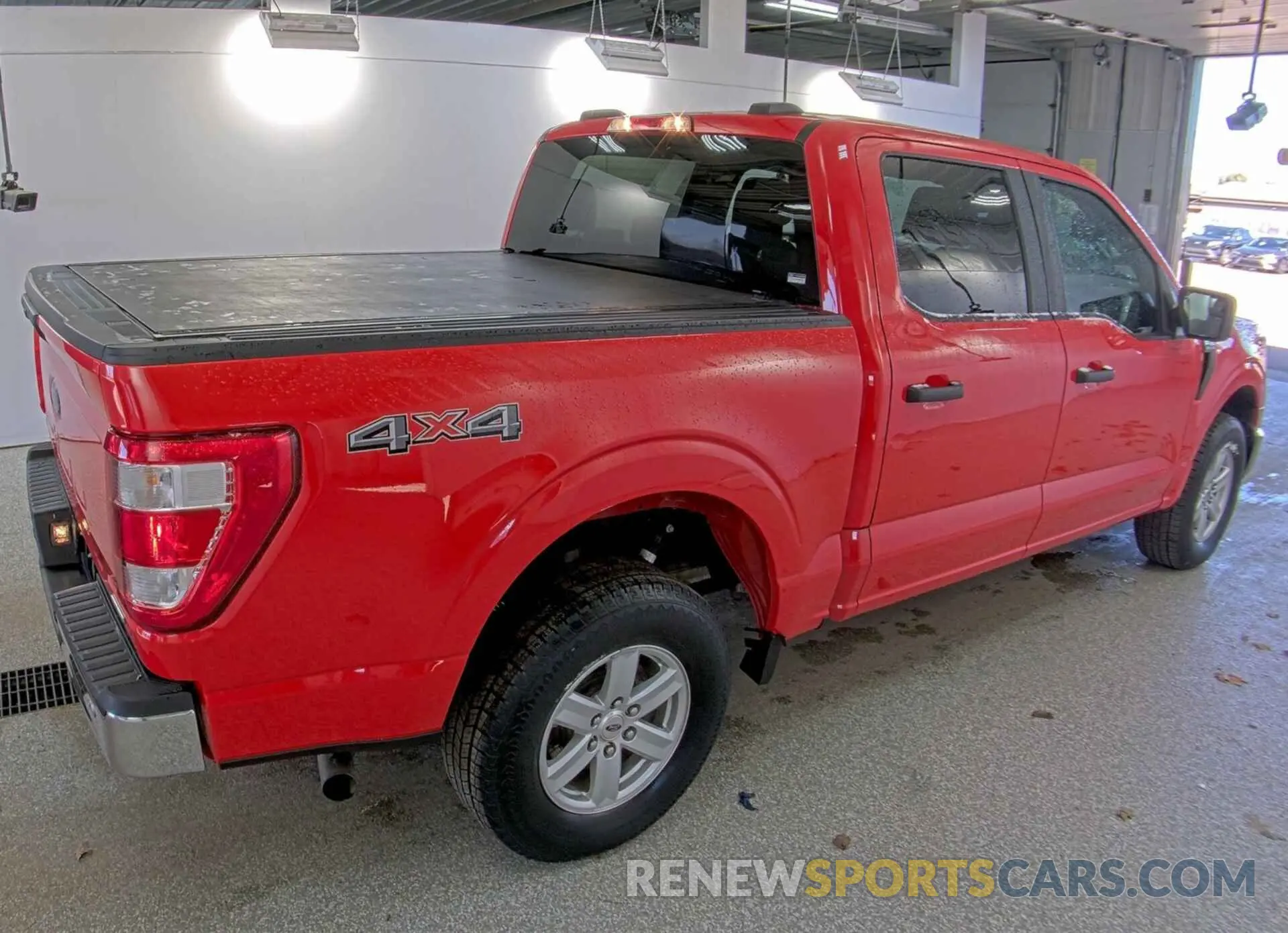 27 Photograph of a damaged car 1FTFW1E83MKE96113 FORD F-150 2021