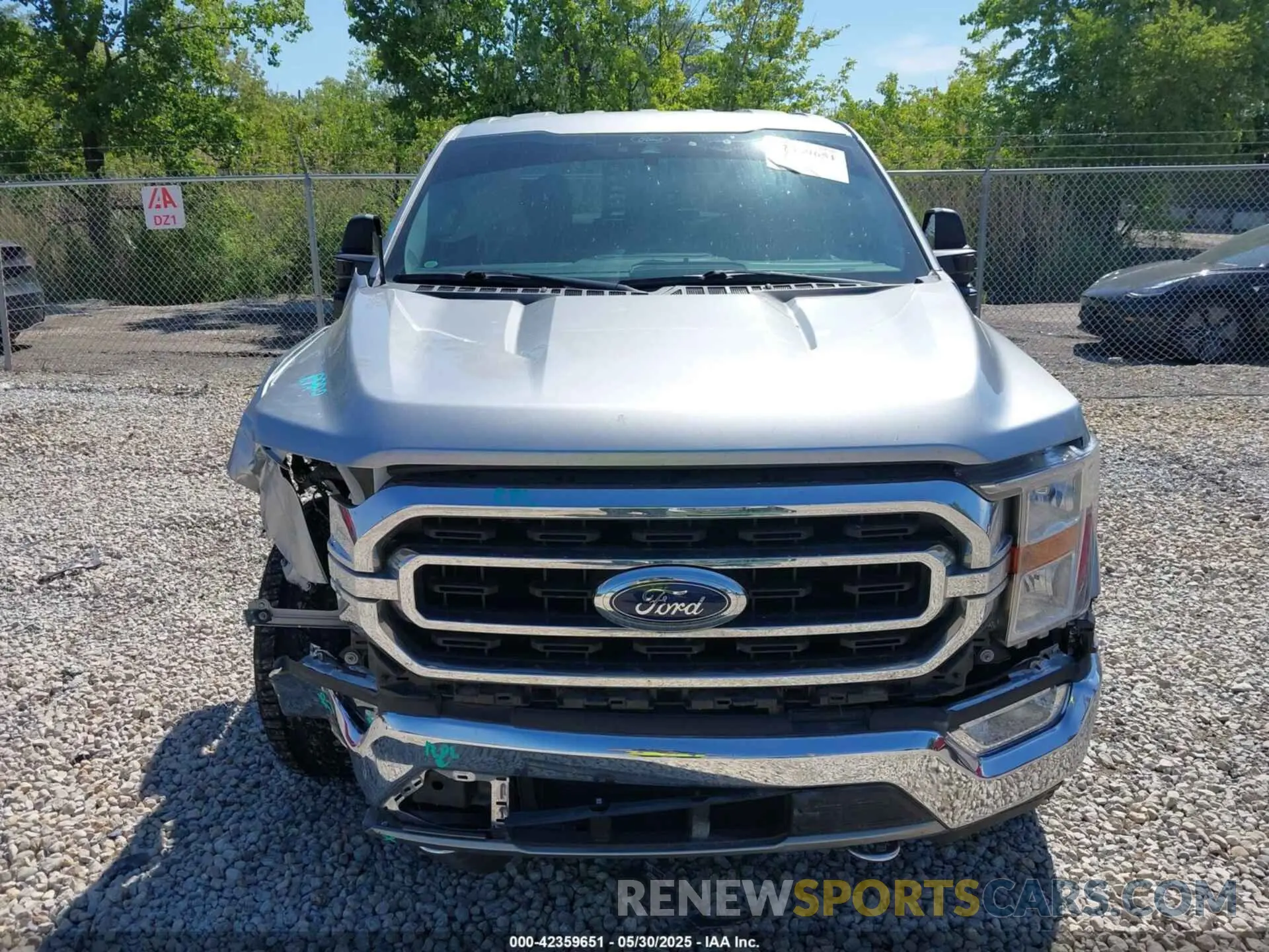 12 Photograph of a damaged car 1FTFW1E84MFA23104 FORD F-150 2021