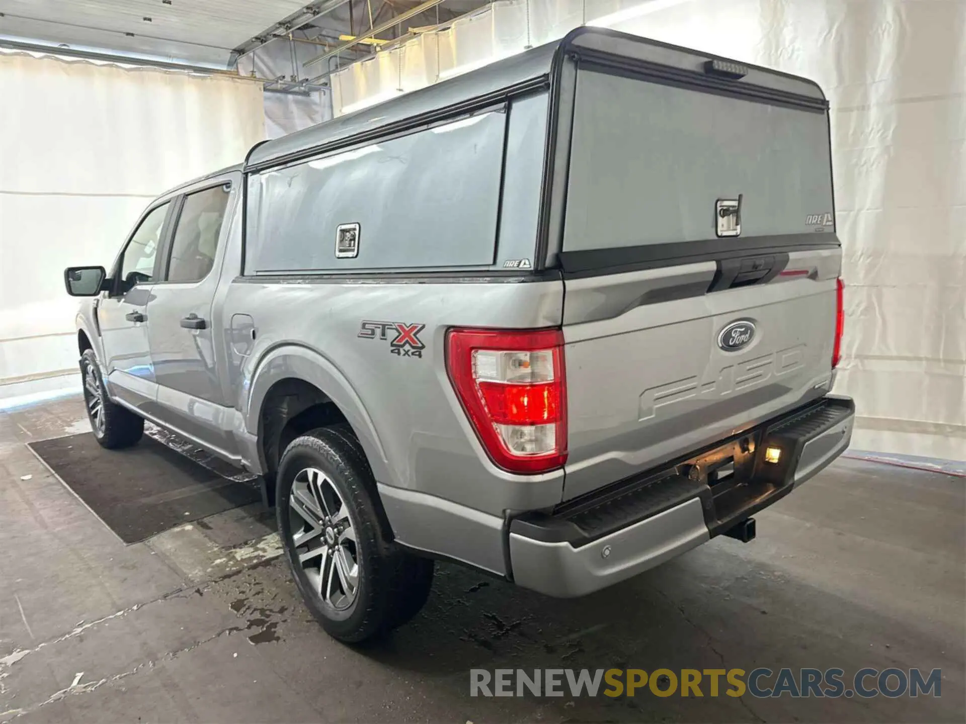 26 Photograph of a damaged car 1FTFW1E84MFB13773 FORD F-150 2021