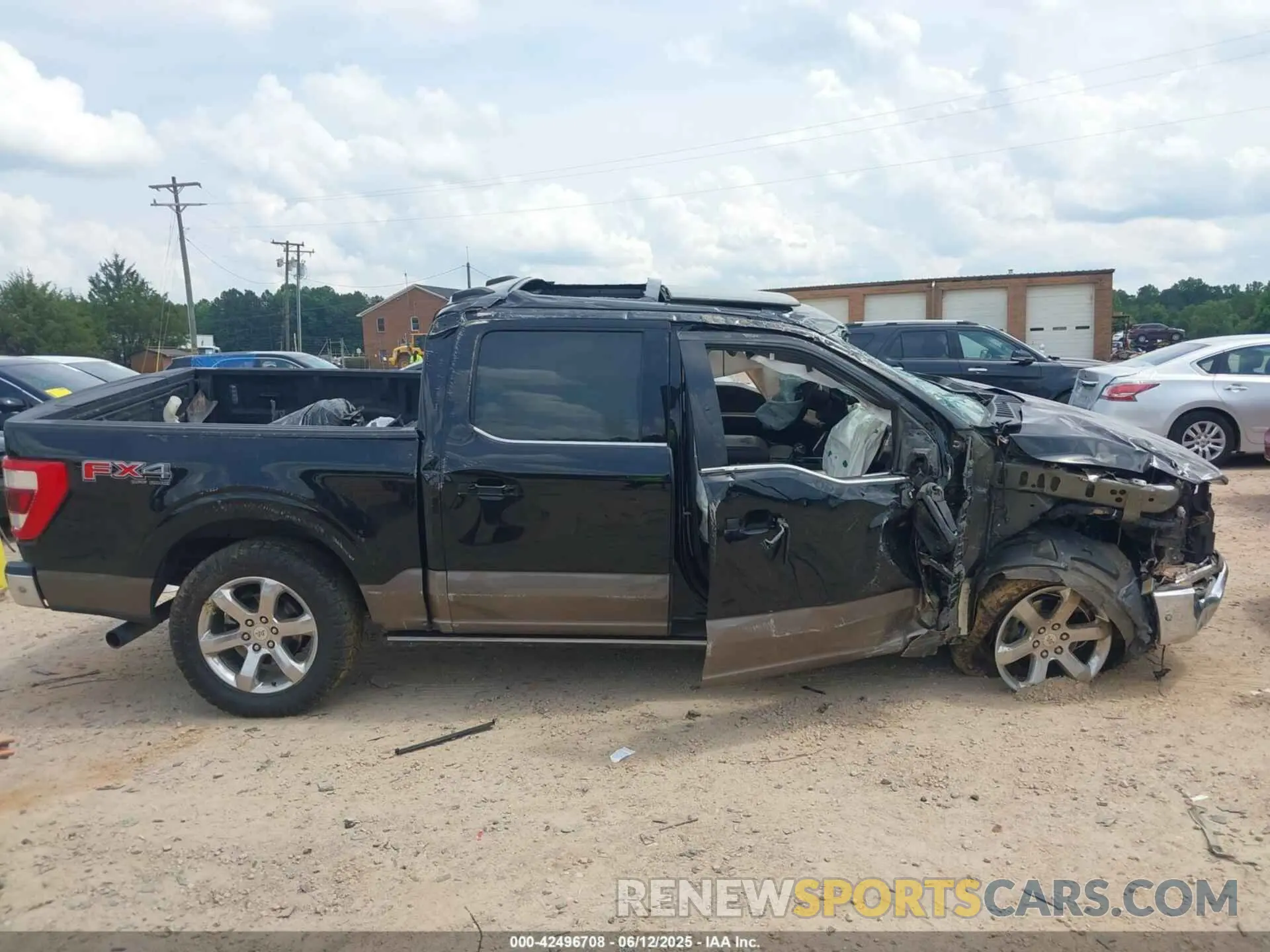 12 Photograph of a damaged car 1FTFW1E84MFC84796 FORD F-150 2021