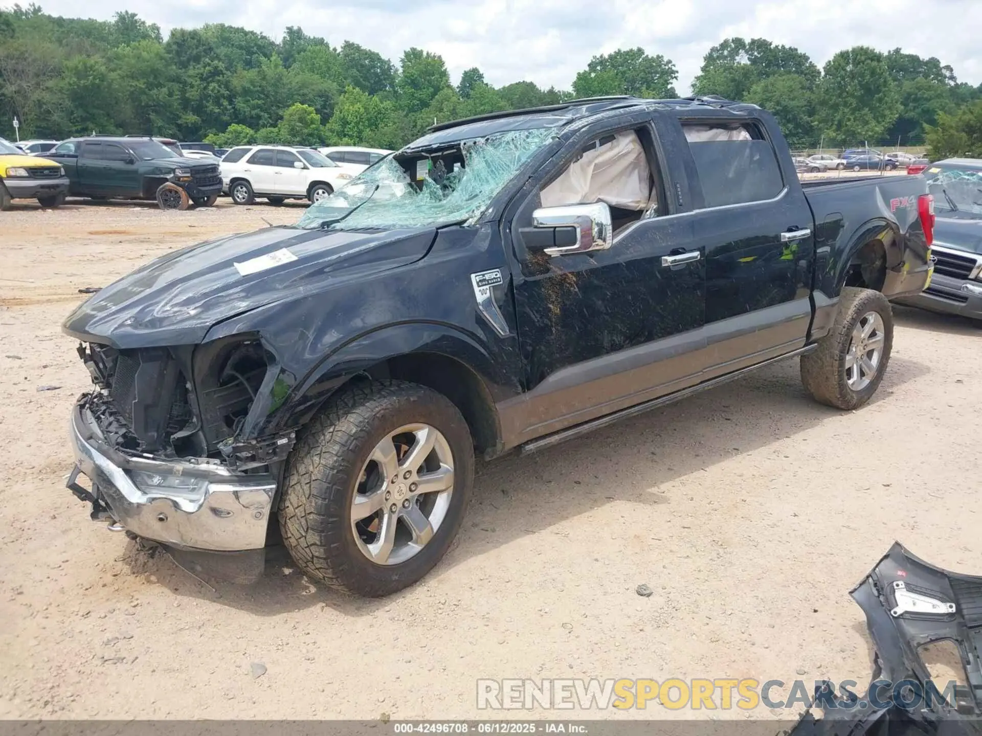 2 Photograph of a damaged car 1FTFW1E84MFC84796 FORD F-150 2021