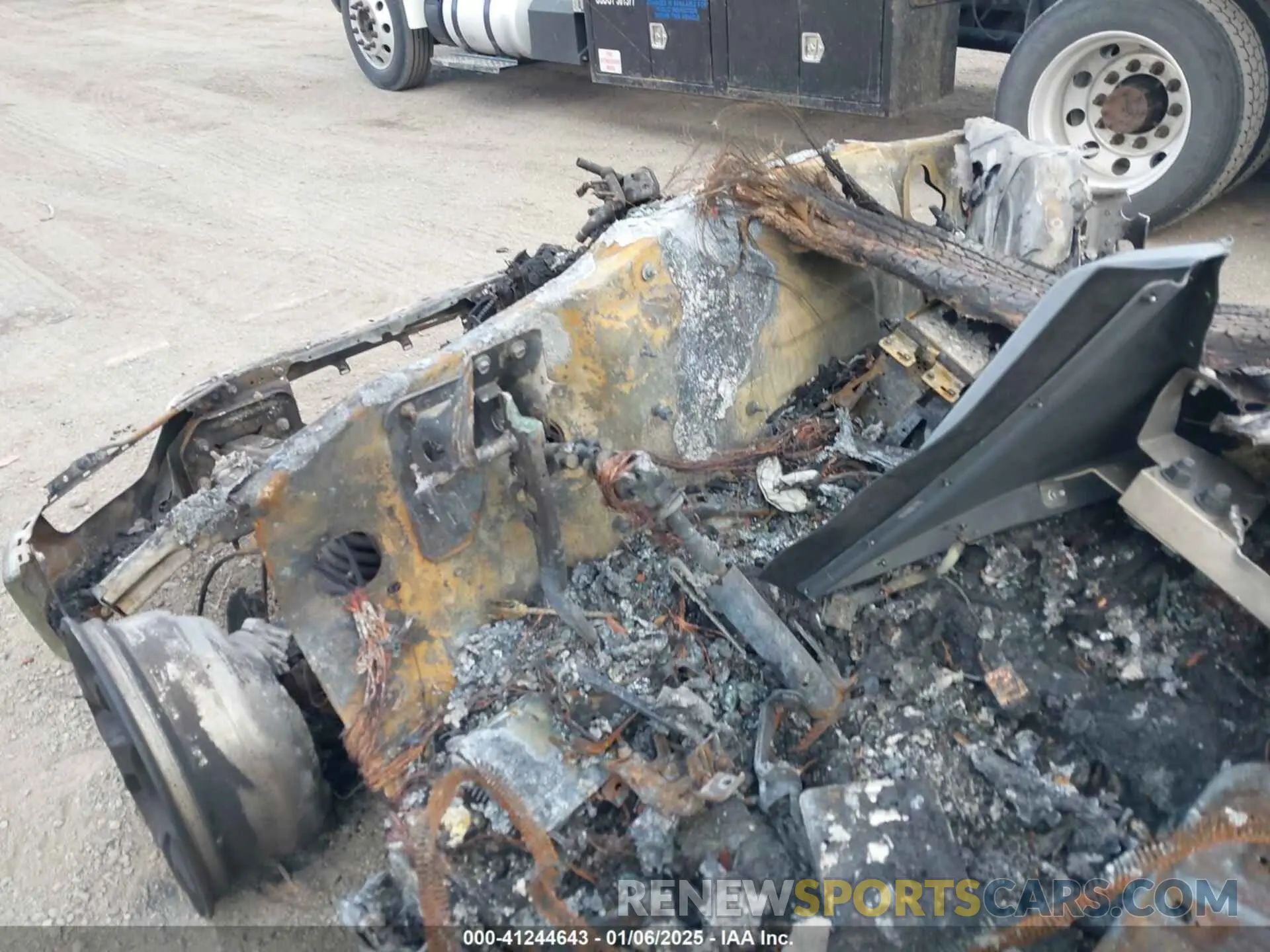 14 Photograph of a damaged car 1FTFW1E84MKD85859 FORD F-150 2021