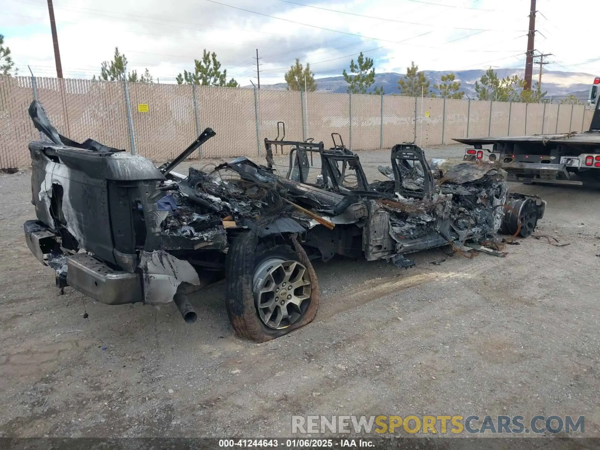 4 Photograph of a damaged car 1FTFW1E84MKD85859 FORD F-150 2021