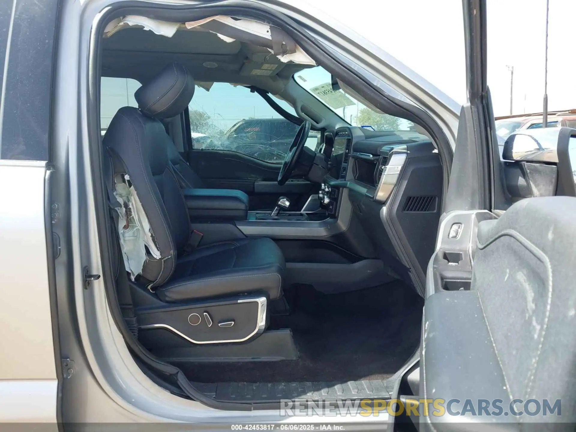 5 Photograph of a damaged car 1FTFW1E84MKE53352 FORD F-150 2021