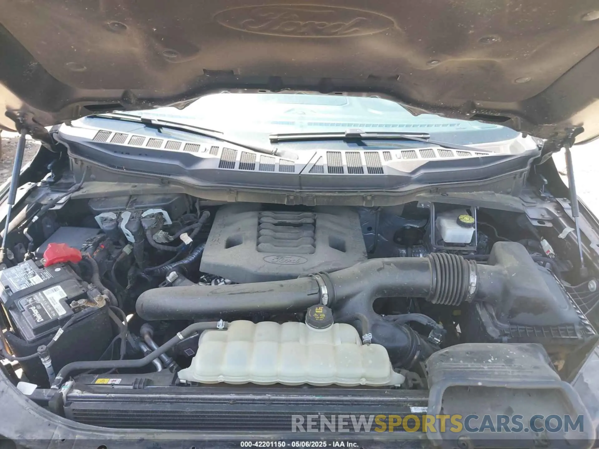 10 Photograph of a damaged car 1FTFW1E85MFB91107 FORD F-150 2021