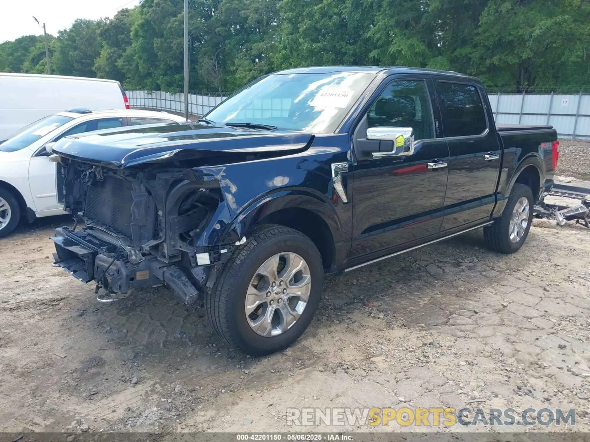 2 Photograph of a damaged car 1FTFW1E85MFB91107 FORD F-150 2021