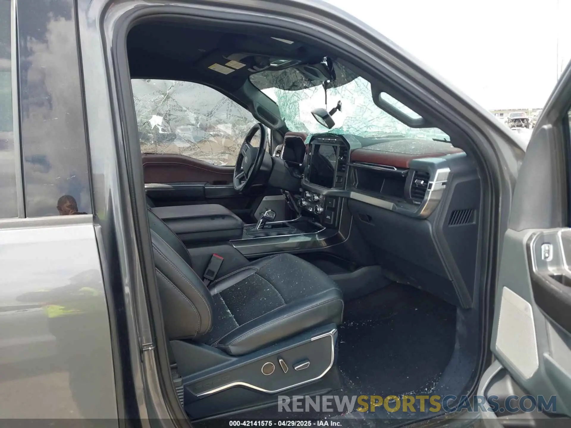 5 Photograph of a damaged car 1FTFW1E85MKE04547 FORD F-150 2021