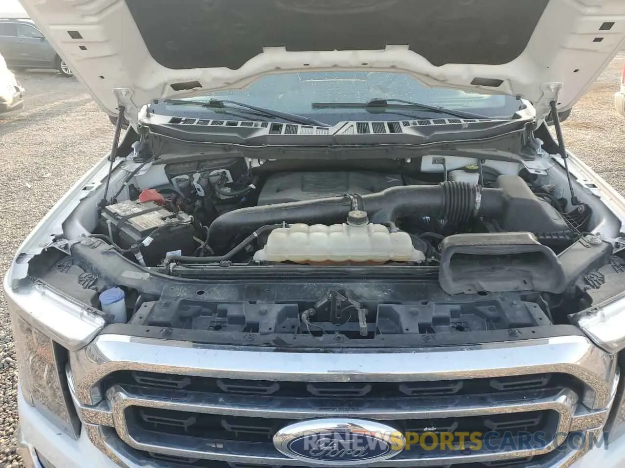 11 Photograph of a damaged car 1FTFW1E85MKE06539 FORD F-150 2021