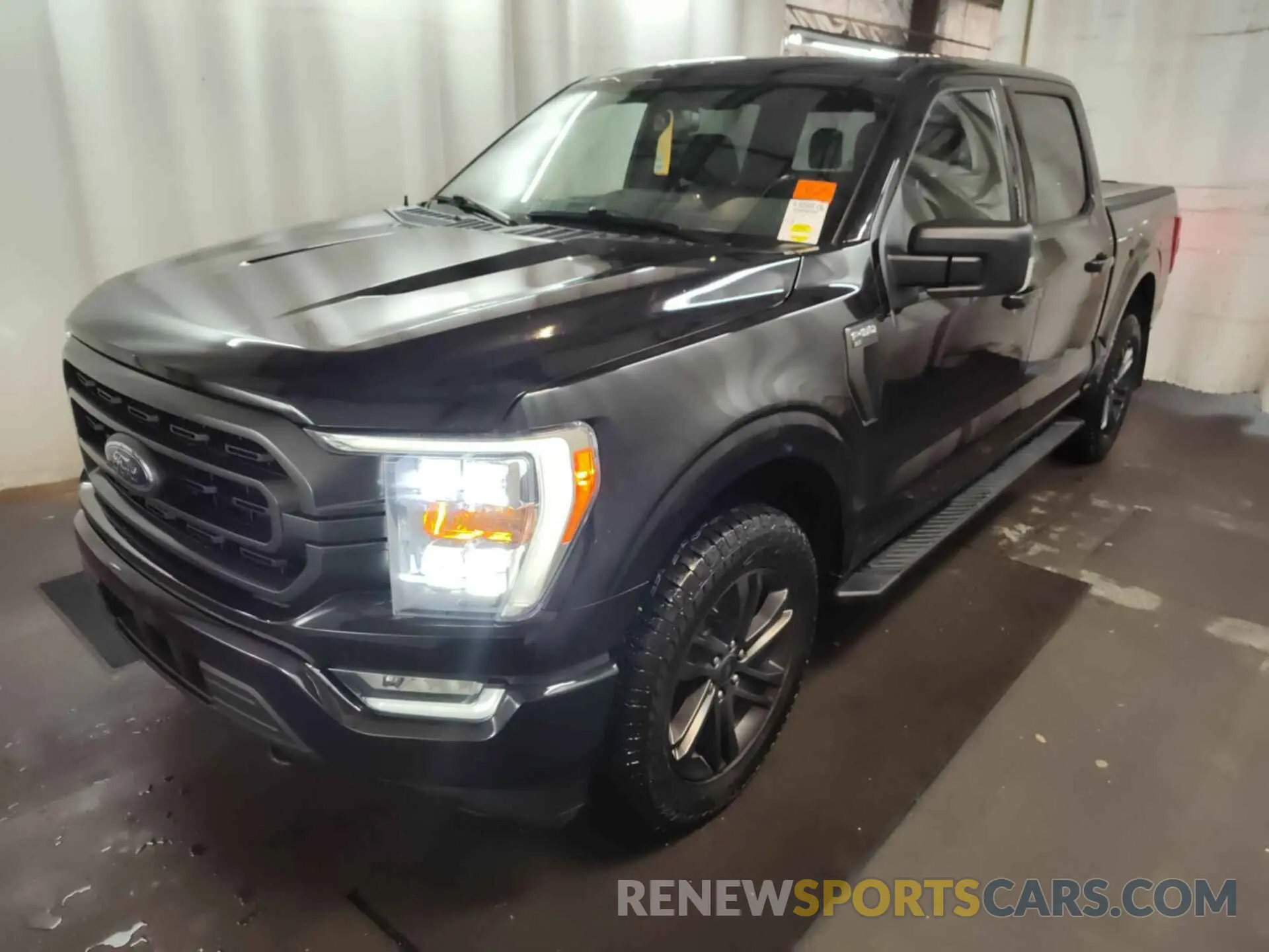 19 Photograph of a damaged car 1FTFW1E85MKE57443 FORD F-150 2021