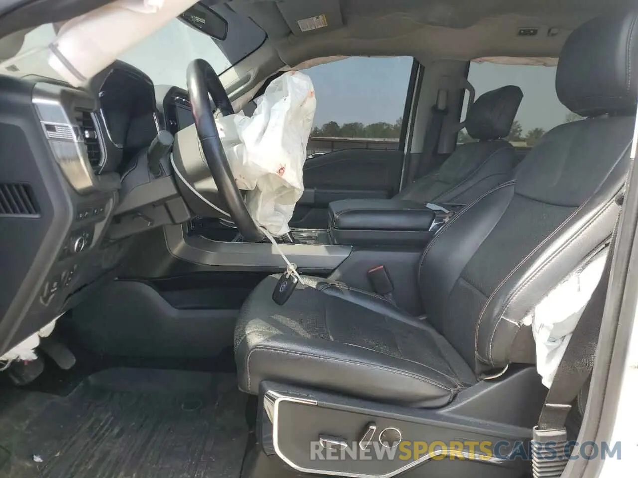 7 Photograph of a damaged car 1FTFW1E86MFB70217 FORD F-150 2021