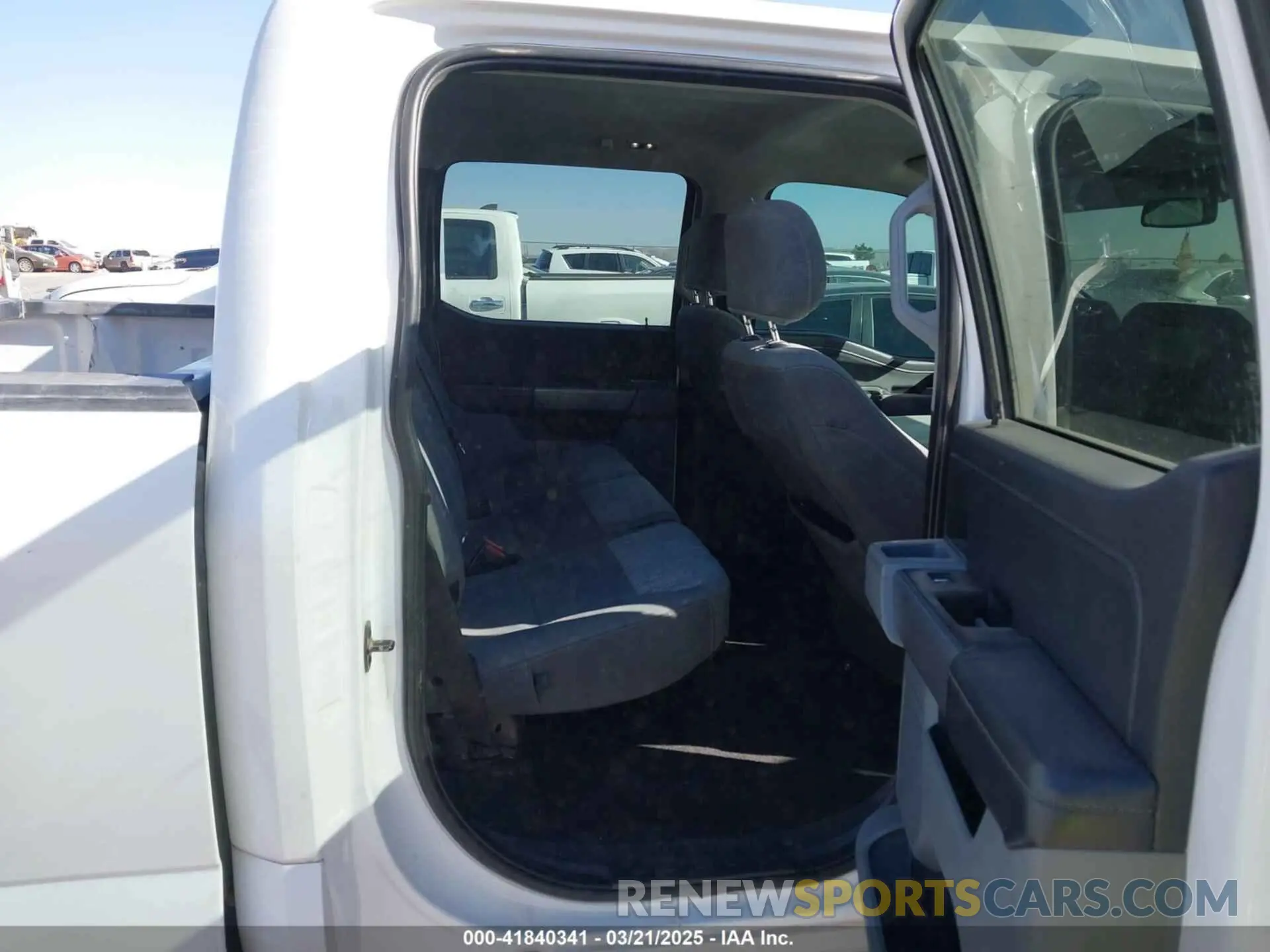 8 Photograph of a damaged car 1FTFW1E86MFC72651 FORD F-150 2021
