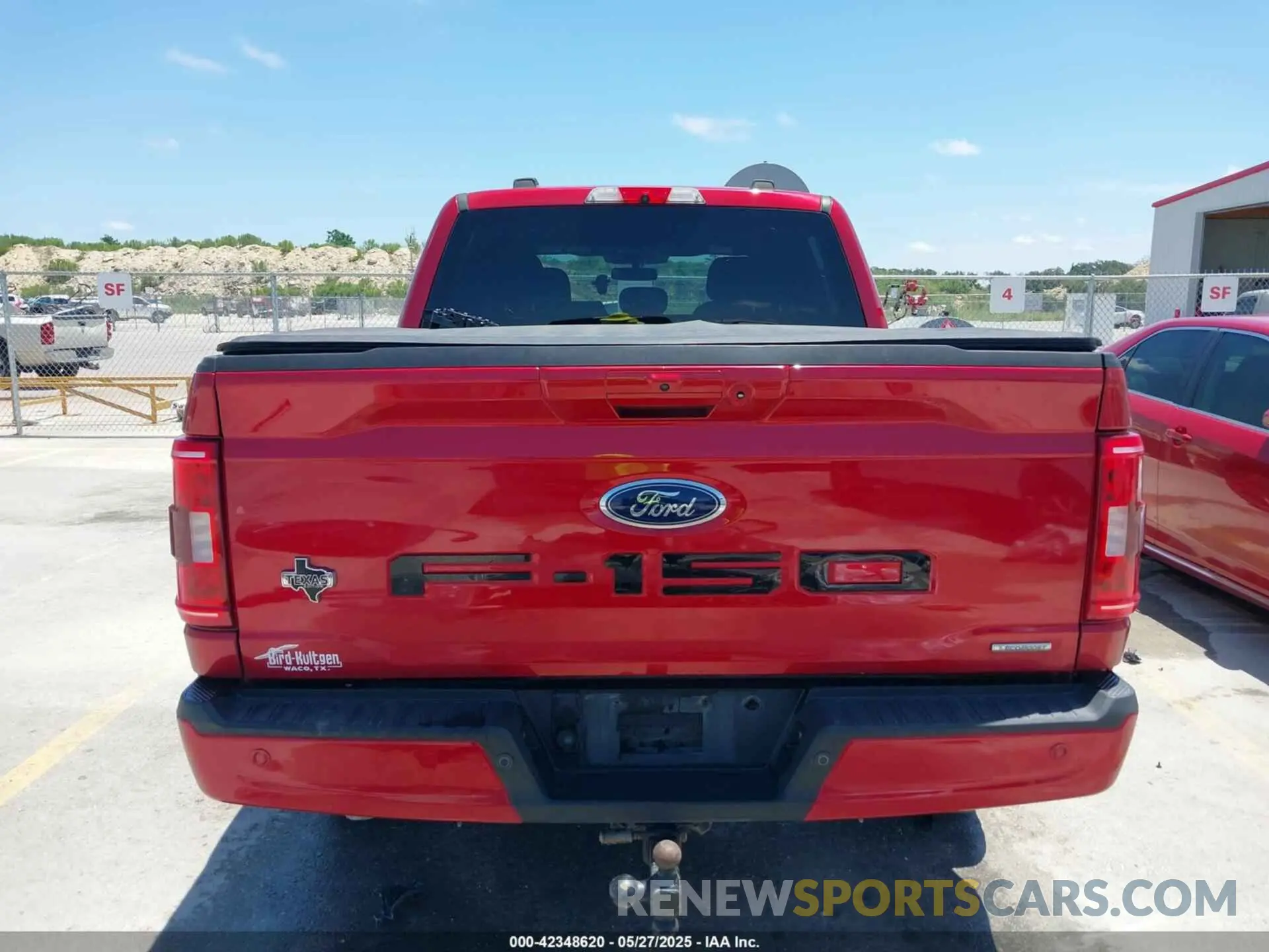 17 Photograph of a damaged car 1FTFW1E86MKD21516 FORD F-150 2021