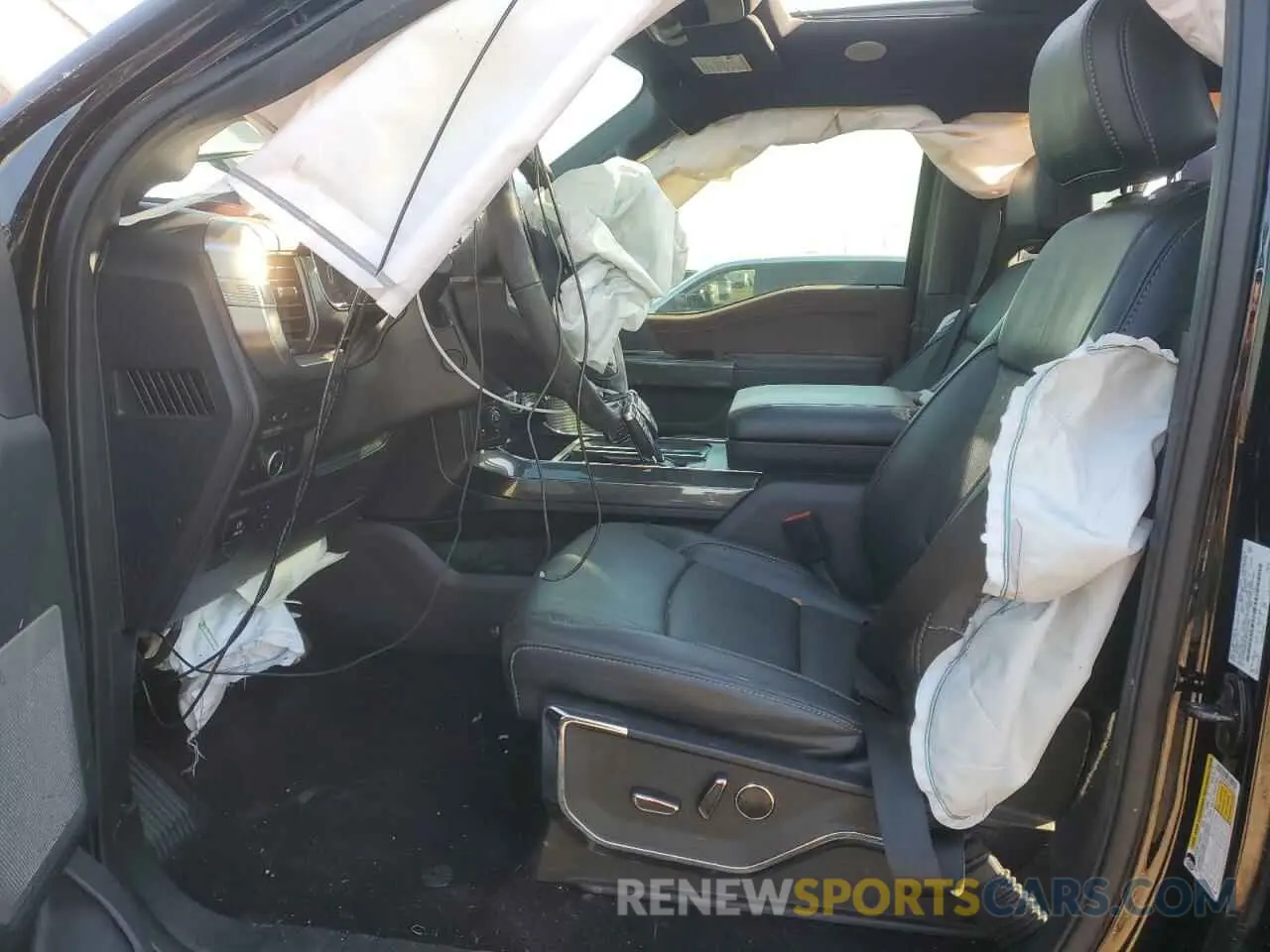 7 Photograph of a damaged car 1FTFW1E87MFC01538 FORD F-150 2021