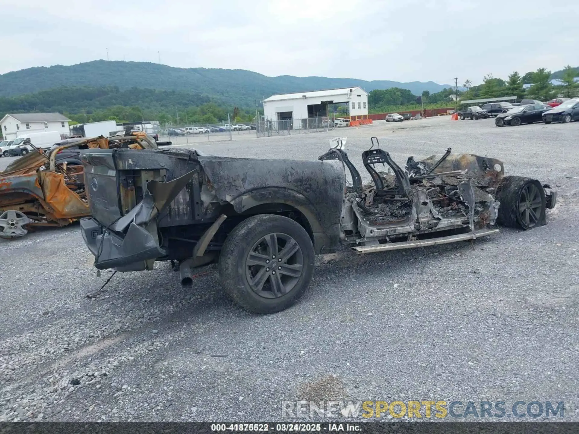 4 Photograph of a damaged car 1FTFW1E87MFC21658 FORD F-150 2021